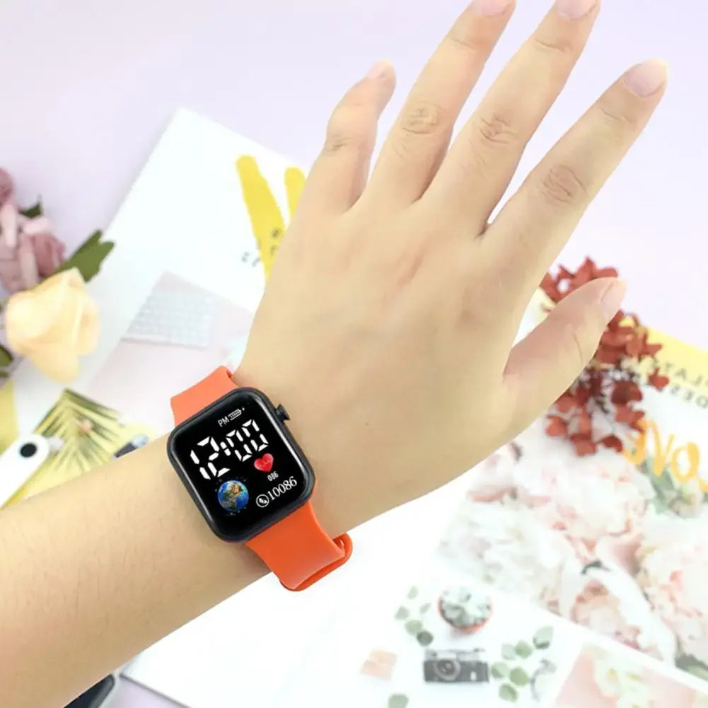 Premium Earth-Themed Wristwatch for Men & Women - Eco-Friendly Analog Watch with Wooden Bezel - Perfect for Outdoor Adventures, Travel & Sustainable Fashion