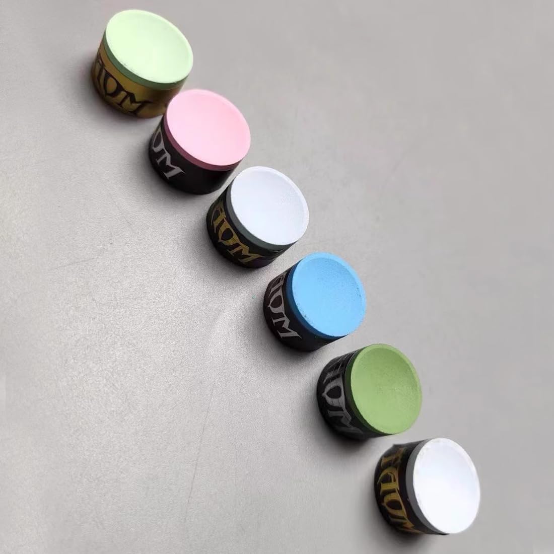 Magnetic Pool Chalk Holder - Round Shaped Billiards Accessory with Mini Chalk Tip Case | Perfect for Professional & Home Pool Tables, Bars, and Game Rooms