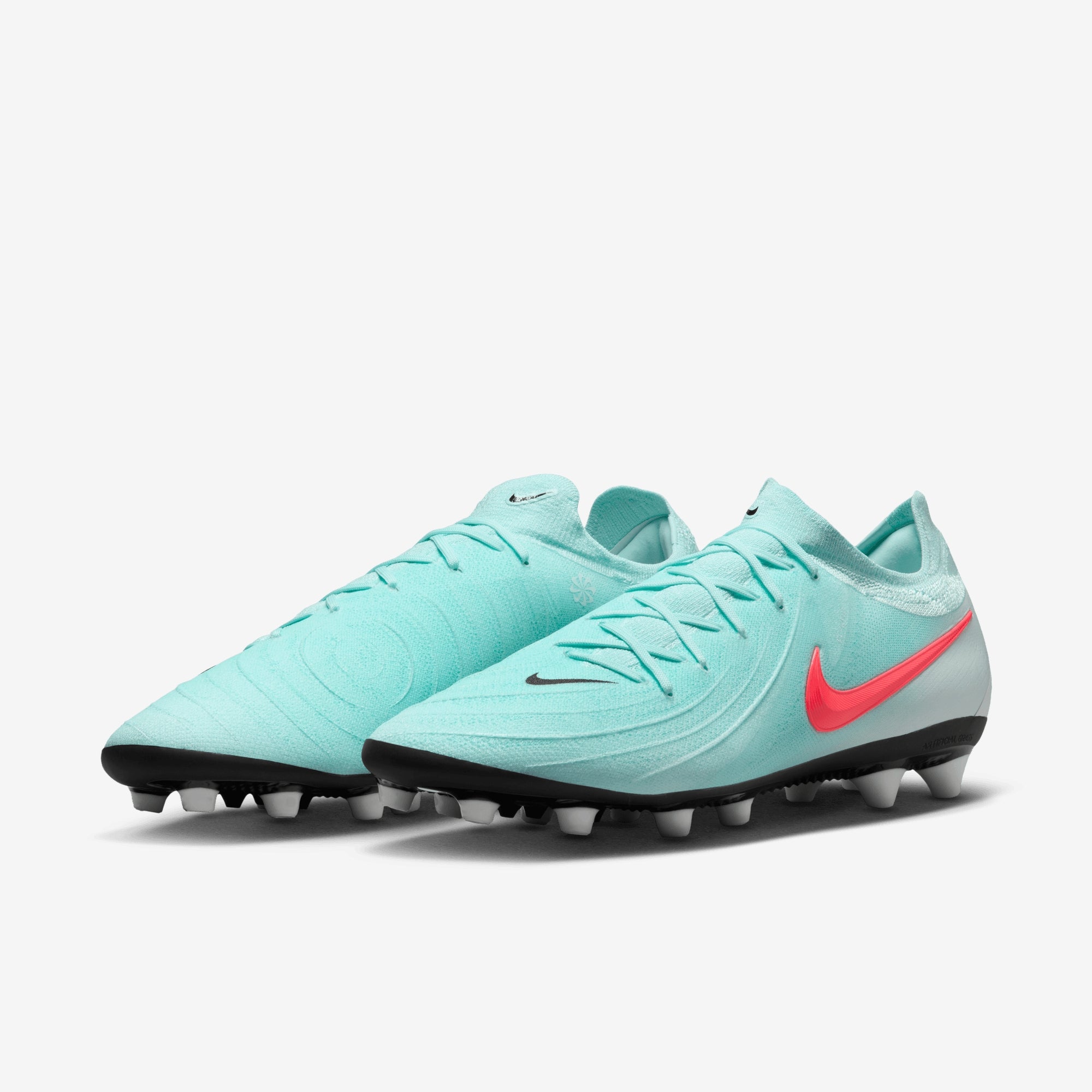Nike Phantom GX 2 Pro Soccer Cleats - Lightweight Football Shoes for Men with Dynamic Fit Collar | Perfect for Turf, Artificial Grass & Indoor Matches