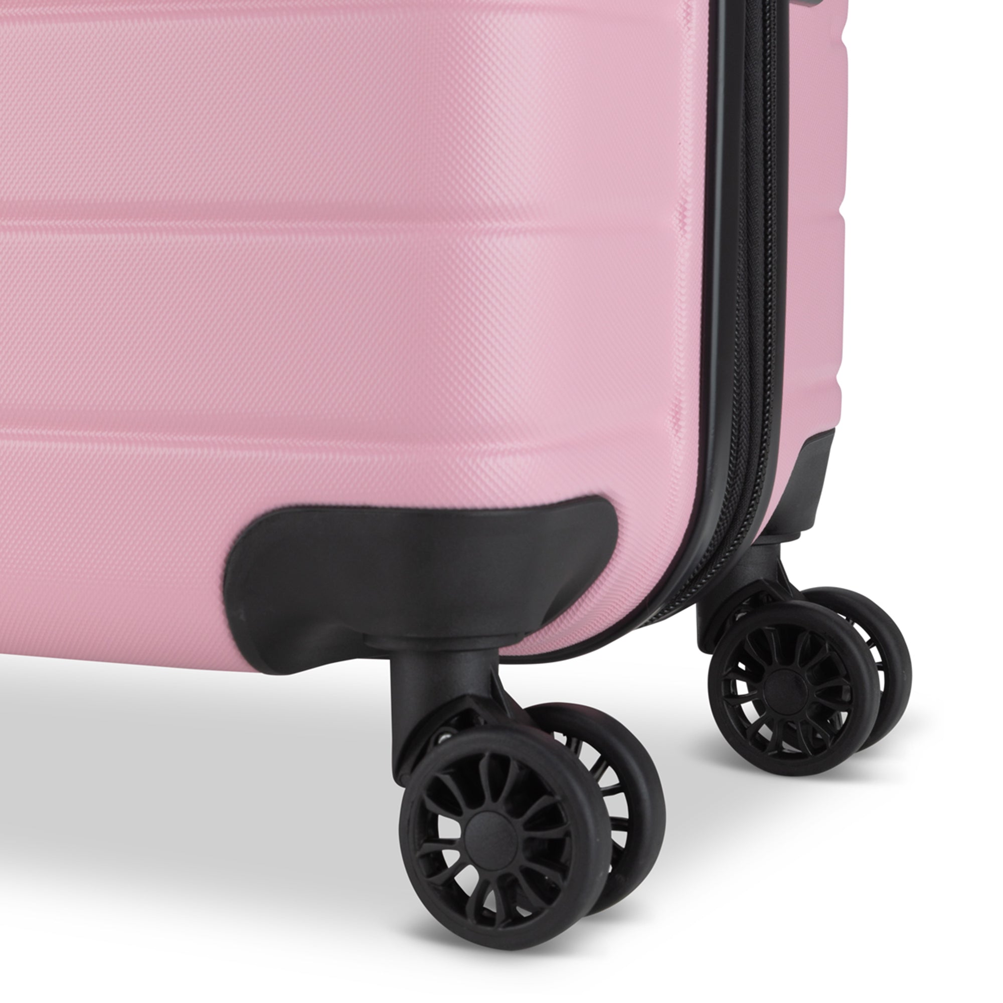 Atlantic Riptide Spinner Medium Expandable Luggage - 20