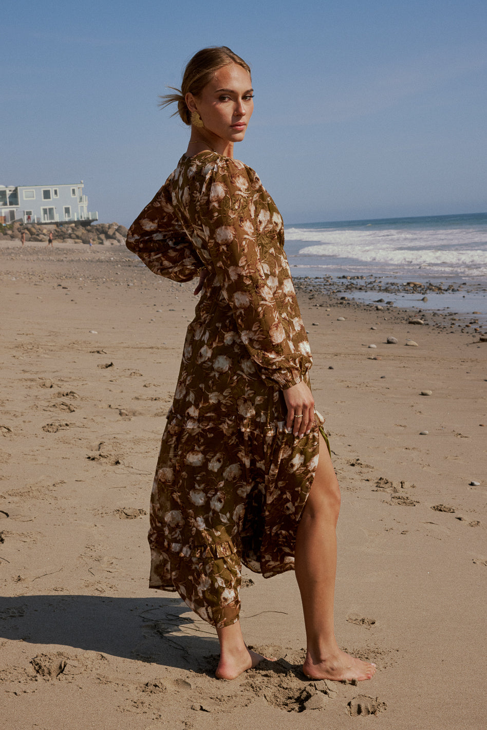 Elegant Auna Floral Maxi Dress for Women - Summer Boho Beach Dress with Flowy Long Sleeves - Perfect for Vacation, Wedding Guest & Outdoor Parties