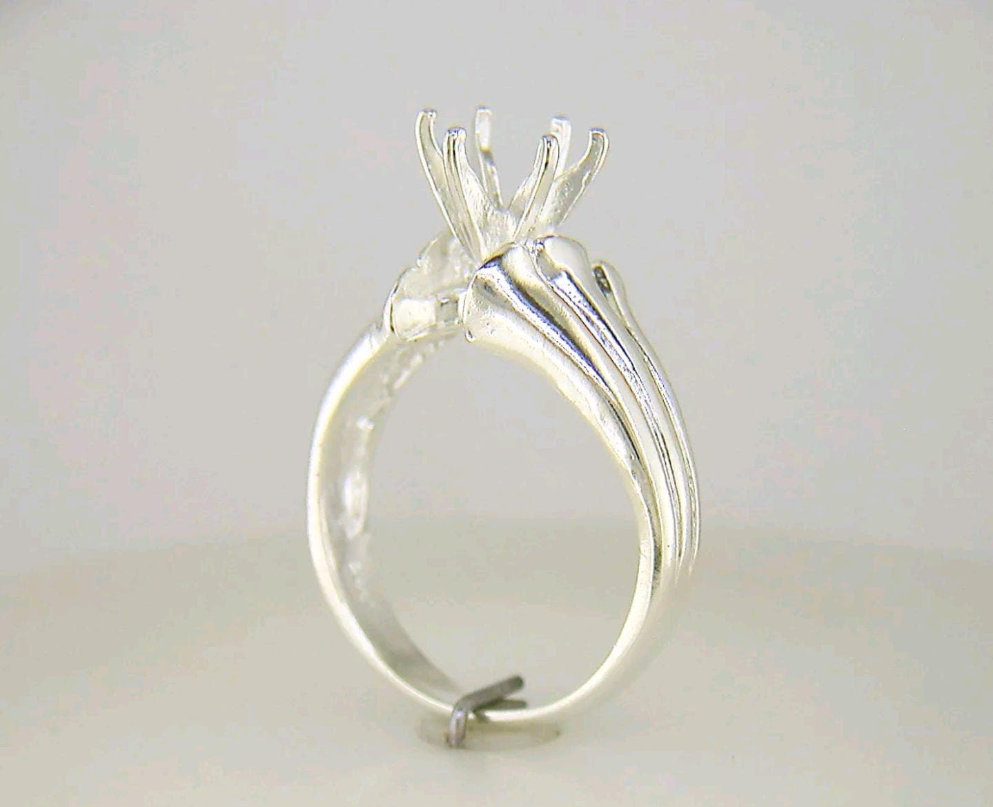 14K Solid Gold 6 or 7mm Round 6-Prong V-Shaped Notched Ribbed Ring Setting - Size 7 - Perfect for Engagement Rings, Wedding Bands & Fashion Jewelry Making
