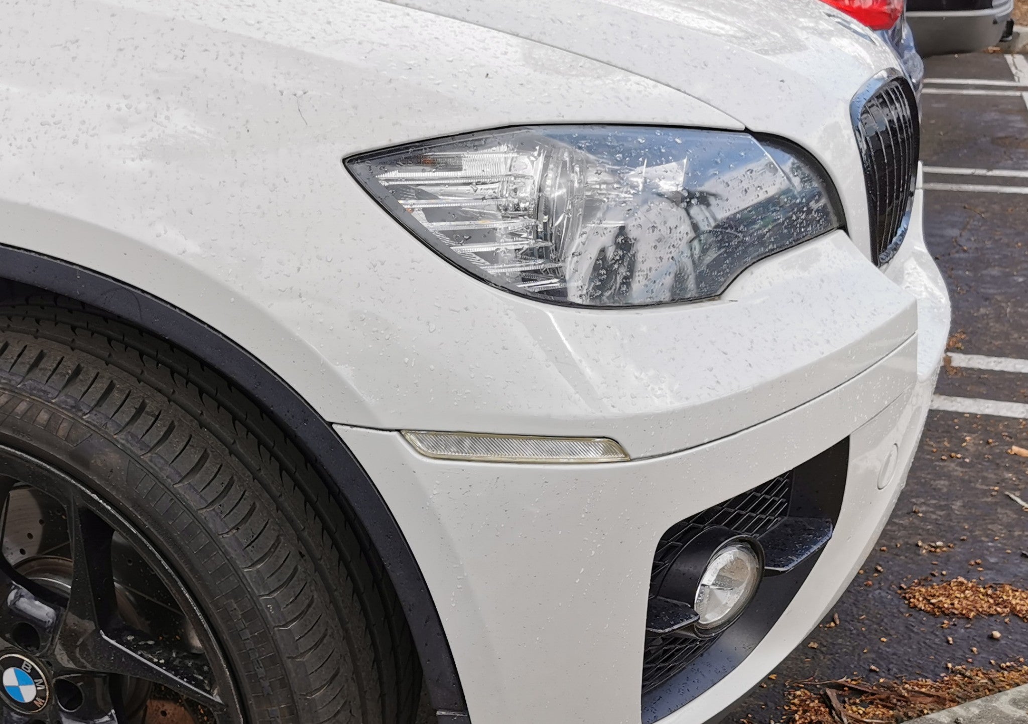 2008-2014 BMW E71 X6 & 2010-2013 E70 X5M Front Bumper Side Marker Reflector Lights - Replacement LED Lamps for Enhanced Night Visibility & Safety Driving