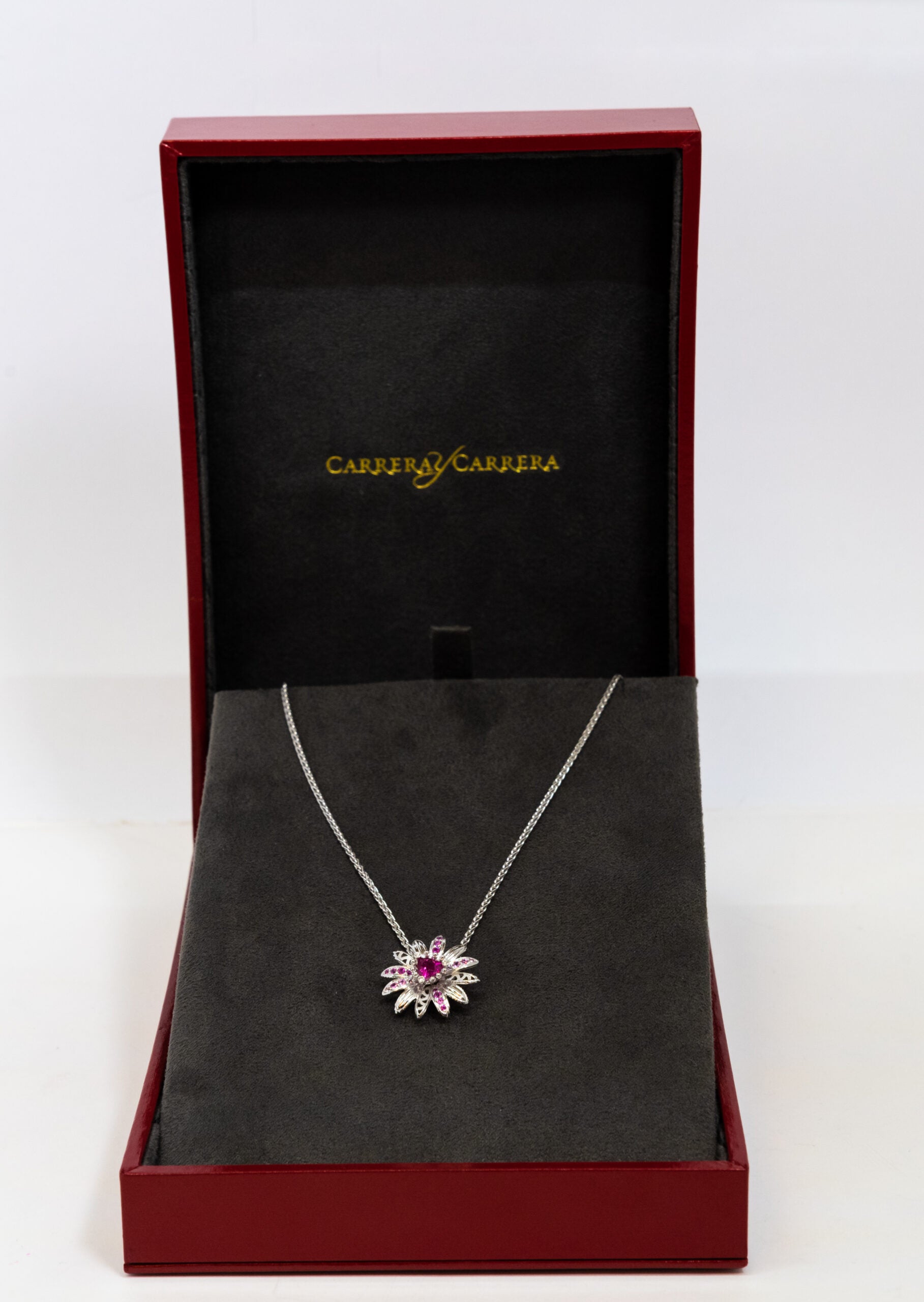 18K White Gold & Sapphire Pendant Necklace - Carrera Y Carrera Gardenia Collection | Elegant Jewelry Gift for Women, Perfect for Weddings & Special Occasions