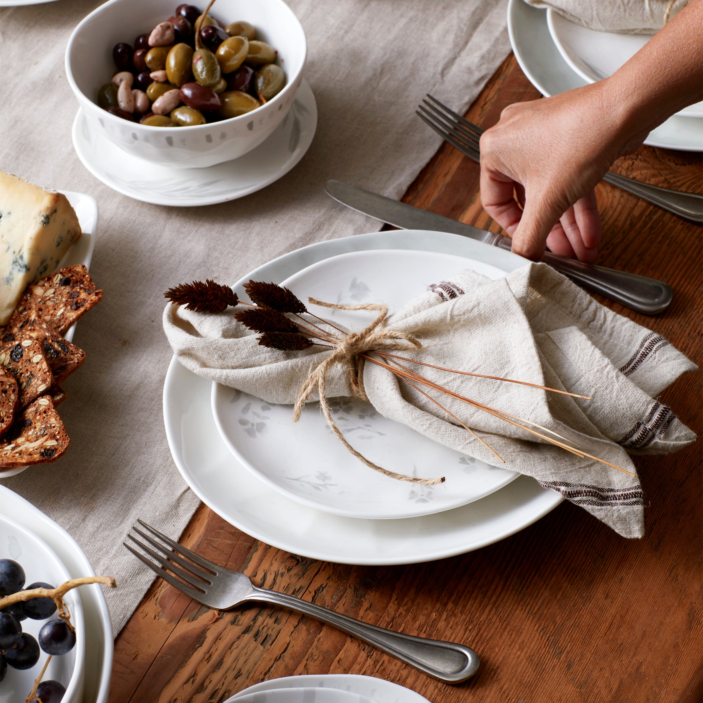 Oyster Bay Assorted Accent Plates Set of 4 - Elegant Dinnerware for Fine Dining, Entertaining & Special Occasions