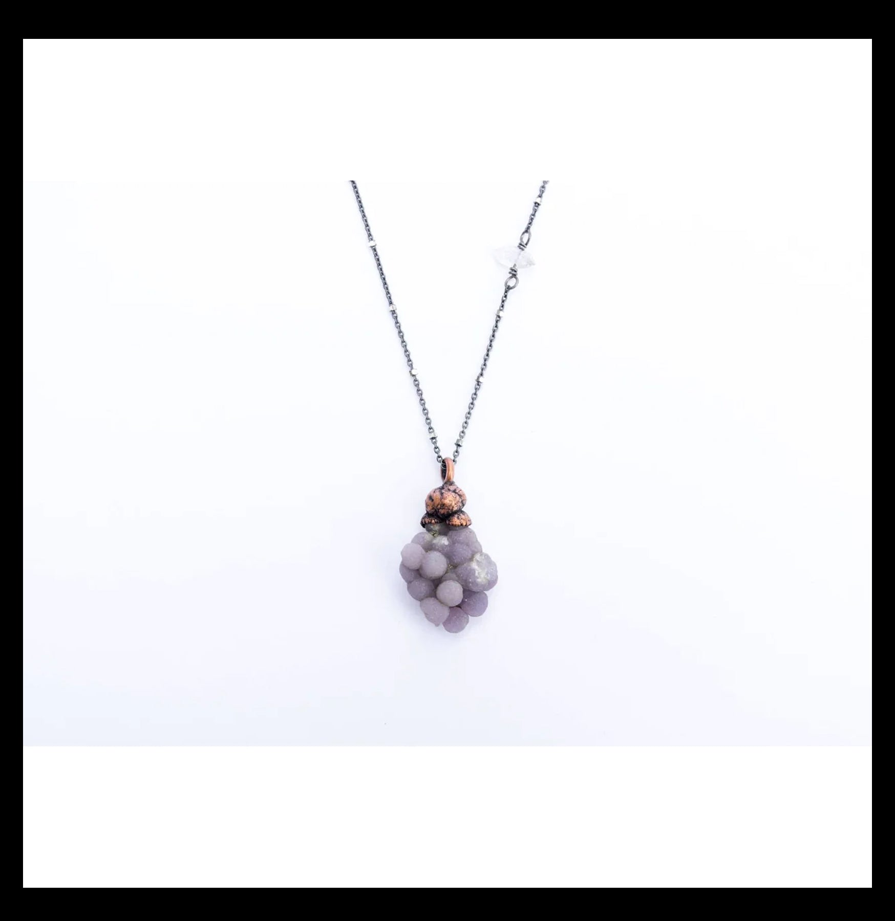 Handmade Copper Grape Agate Pendant Necklace - Natural Stone Jewelry for Women - Perfect for Boho Style, Gift Giving & Spiritual Healing