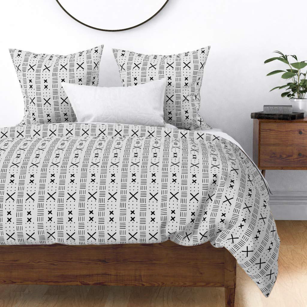 Custom Geometric Mudcloth Tribal Boho Duvet Cover - Full/Queen Size Cotton Sateen Bedding Set in Gray & Black with Minimalist Dots & Lines | Gender Neutral Home Decor for Nursery, Guest Room or Master Bedroom
