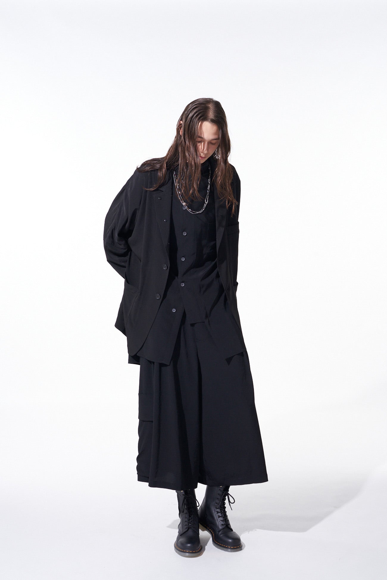 Stylish Crepe de Chine Cropped Wide Pants with Gusseted Flap Pockets - Comfortable & Trendy Women's Casual Pants for Work, Travel & Everyday Wear