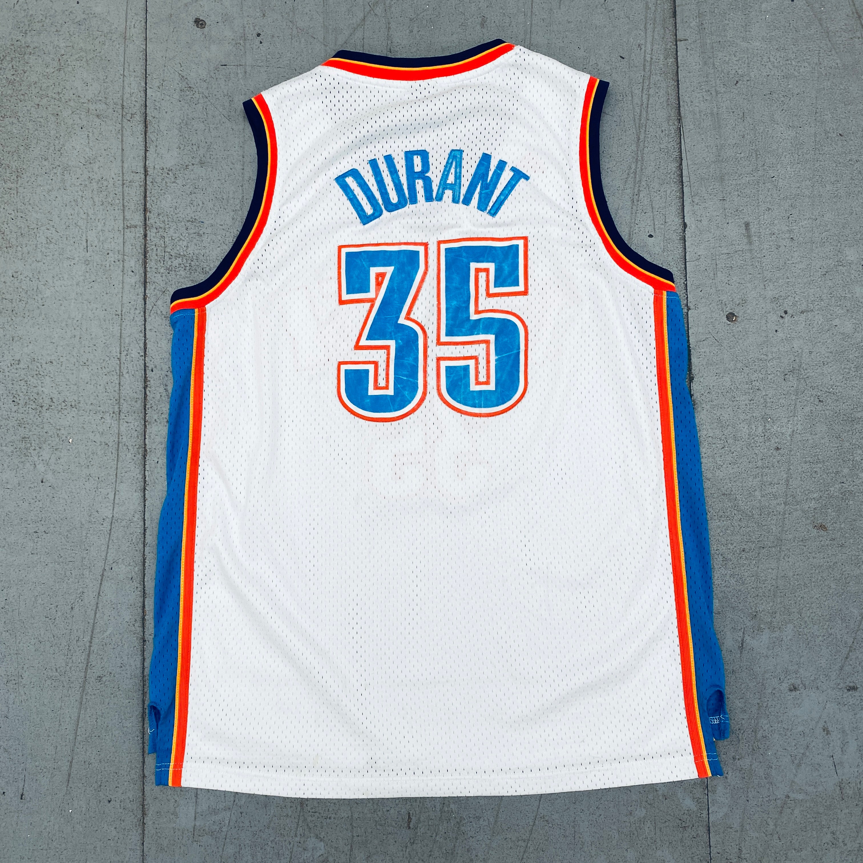 Kevin Durant Oklahoma City Thunder 2010-11 White Stitched NBA Jersey - Authentic Adidas Basketball Jersey for Fans & Collectors - Perfect for Games, Events & Memorabilia Display