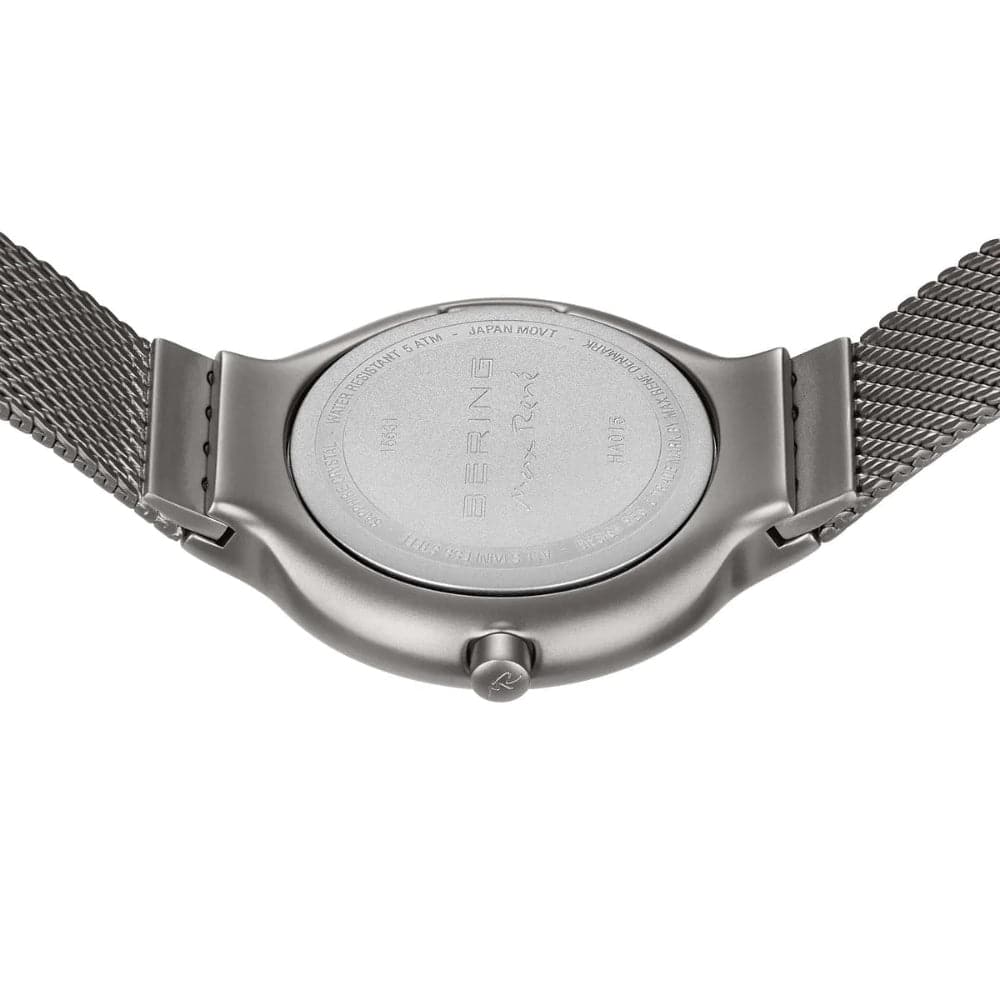 Bering Max Rene Black Dial Men's Watch with Mesh Strap - Model 15531 377 - Perfect for Business, Casual & Formal Occasions