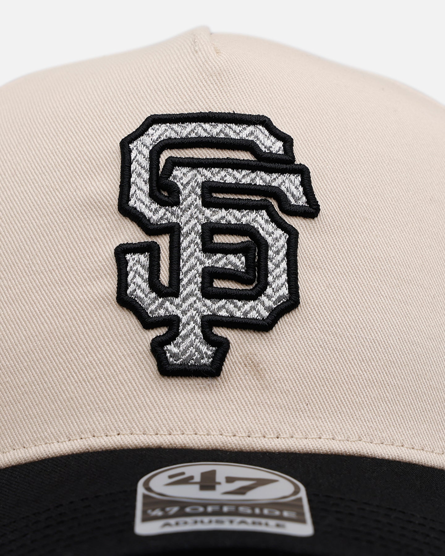 47 Brand San Francisco Giants 'Herringbone' 47 Offside Snapback Hat - Adjustable Baseball Cap for Men & Women - Natural/Black - Perfect for Sports Fans, Casual Wear & Game Day Outfits