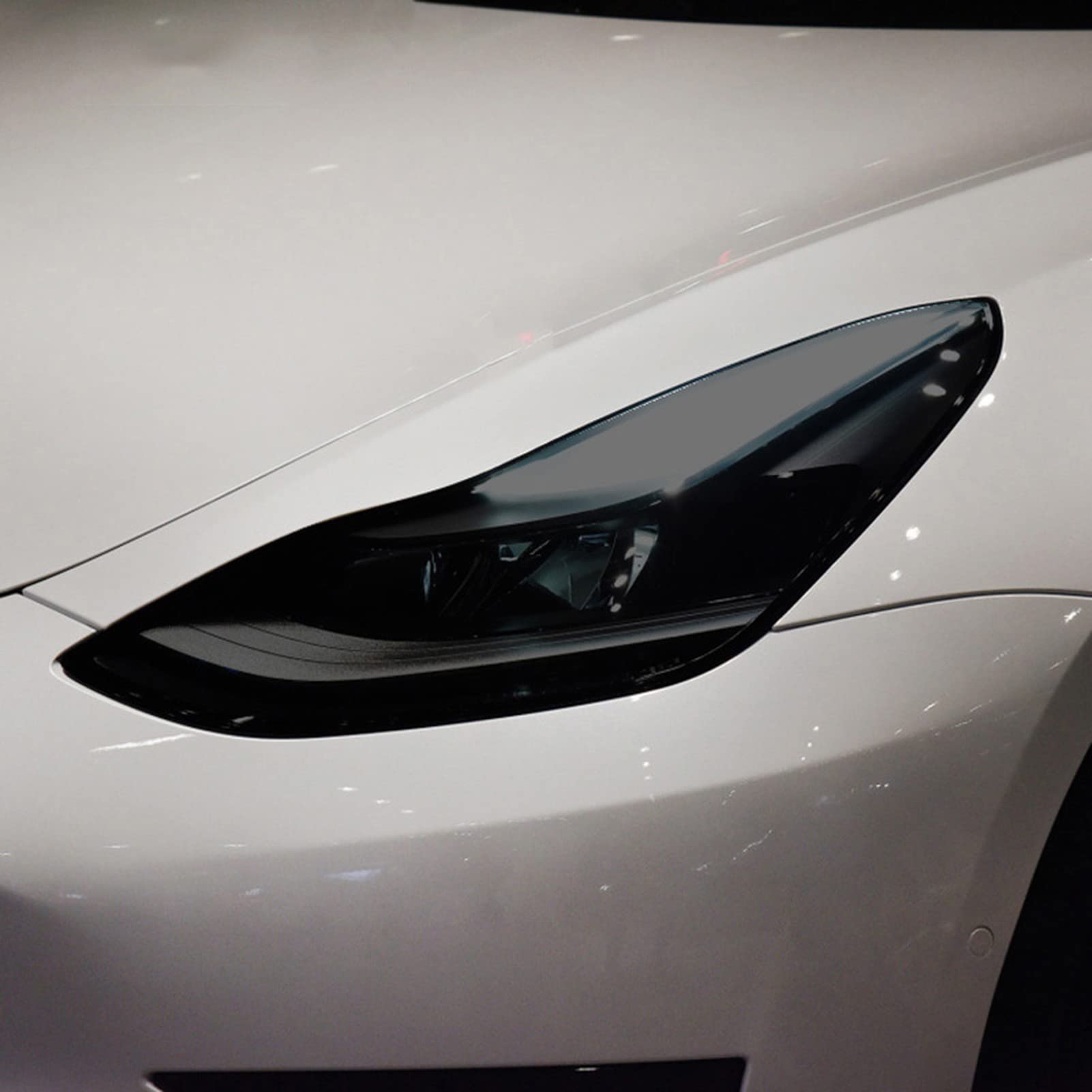 SIQII Black TPU Car Headlight Tint Protective Film - Transparent Taillight Sticker Accessories for Tesla Model 3 (2017-2021 Models) | Durable UV Protection, Easy Installation for Night Driving & Car Customization