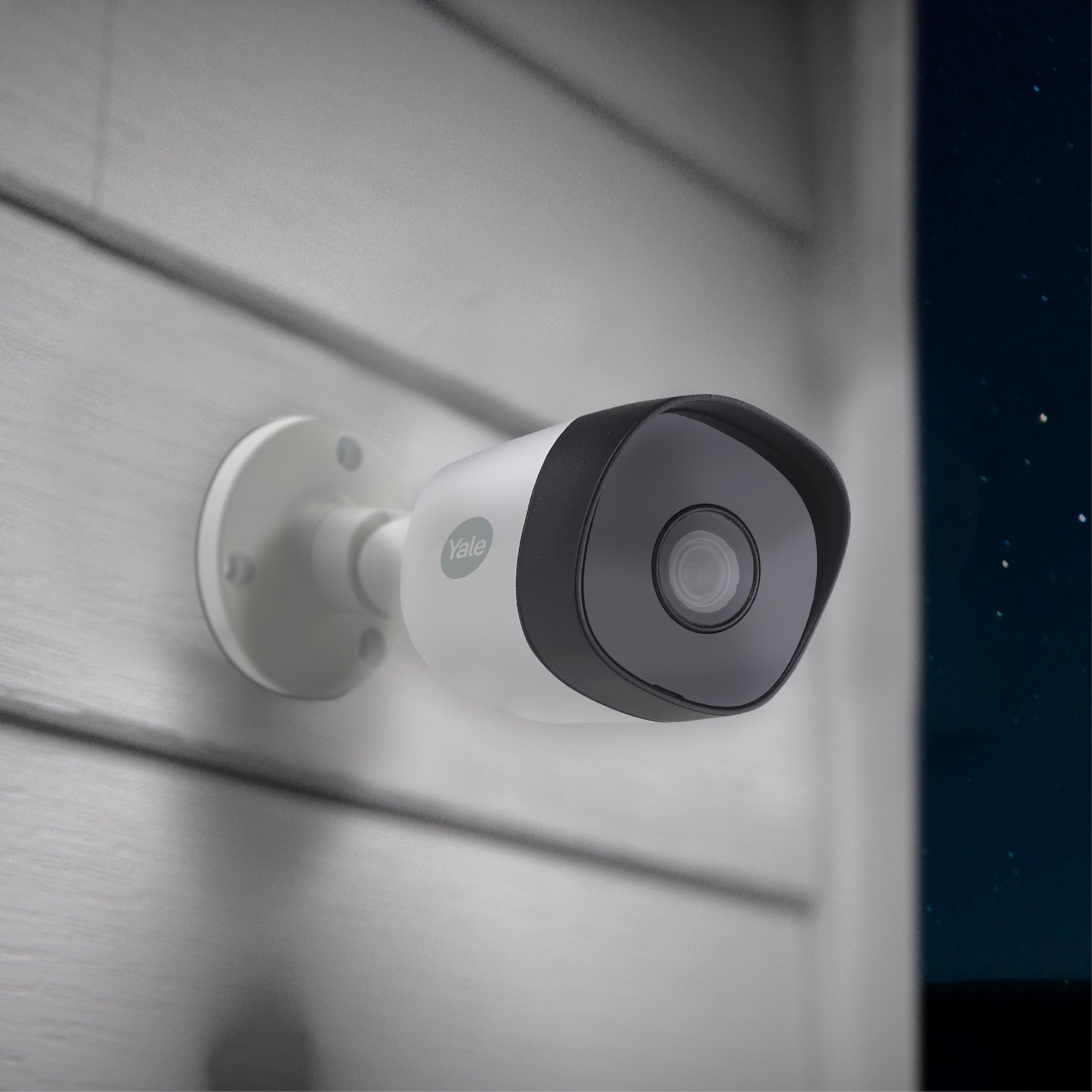 Yale Smart Home Security Camera XL Kit - Wireless Indoor/Outdoor CCTV System with Night Vision & Motion Detection for Home, Office & Business Surveillance