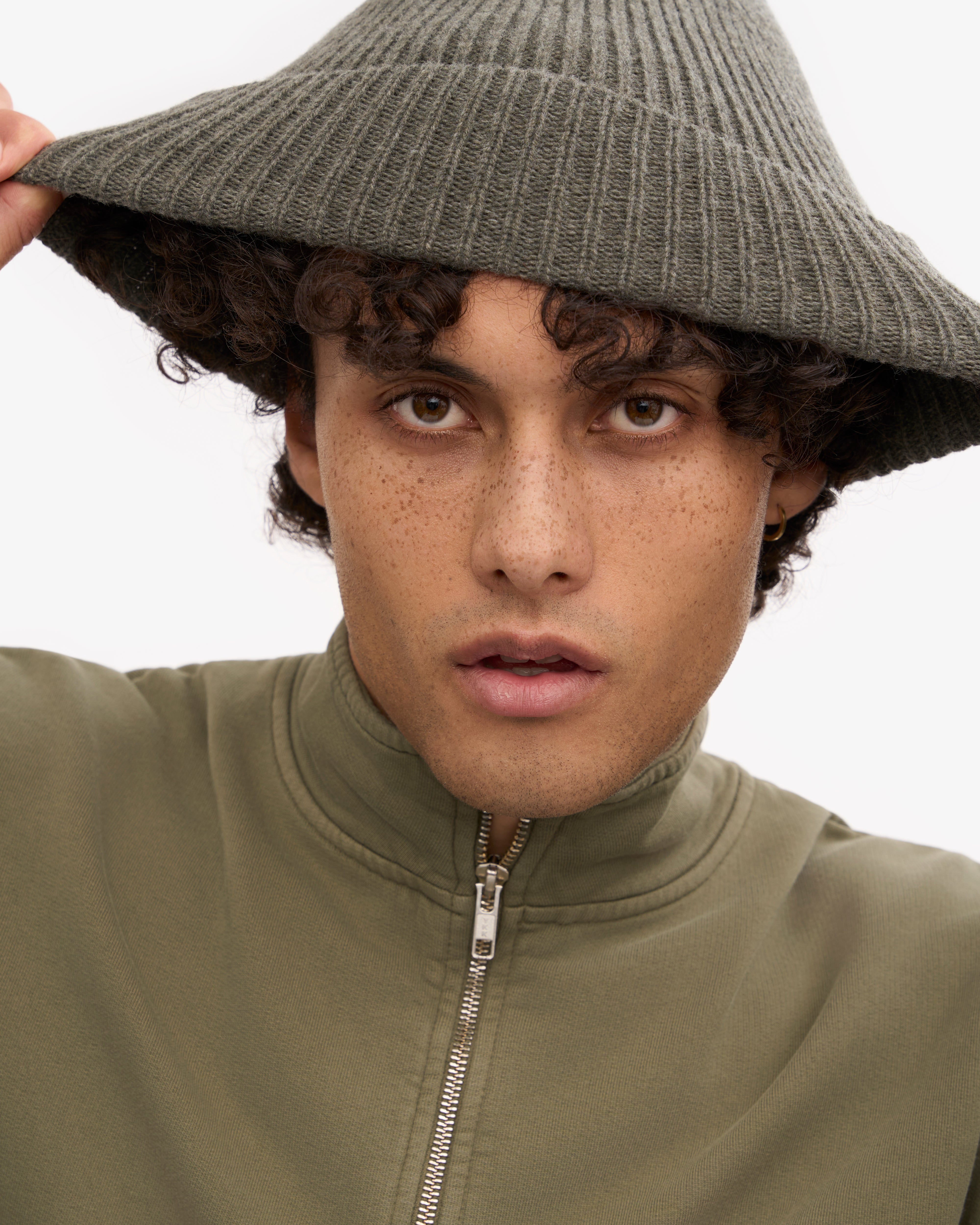 Premium Merino Wool Beanie for Men & Women - Soft Winter Hat in Dusty Olive - Warm Knit Cap for Skiing, Hiking & Outdoor Activities