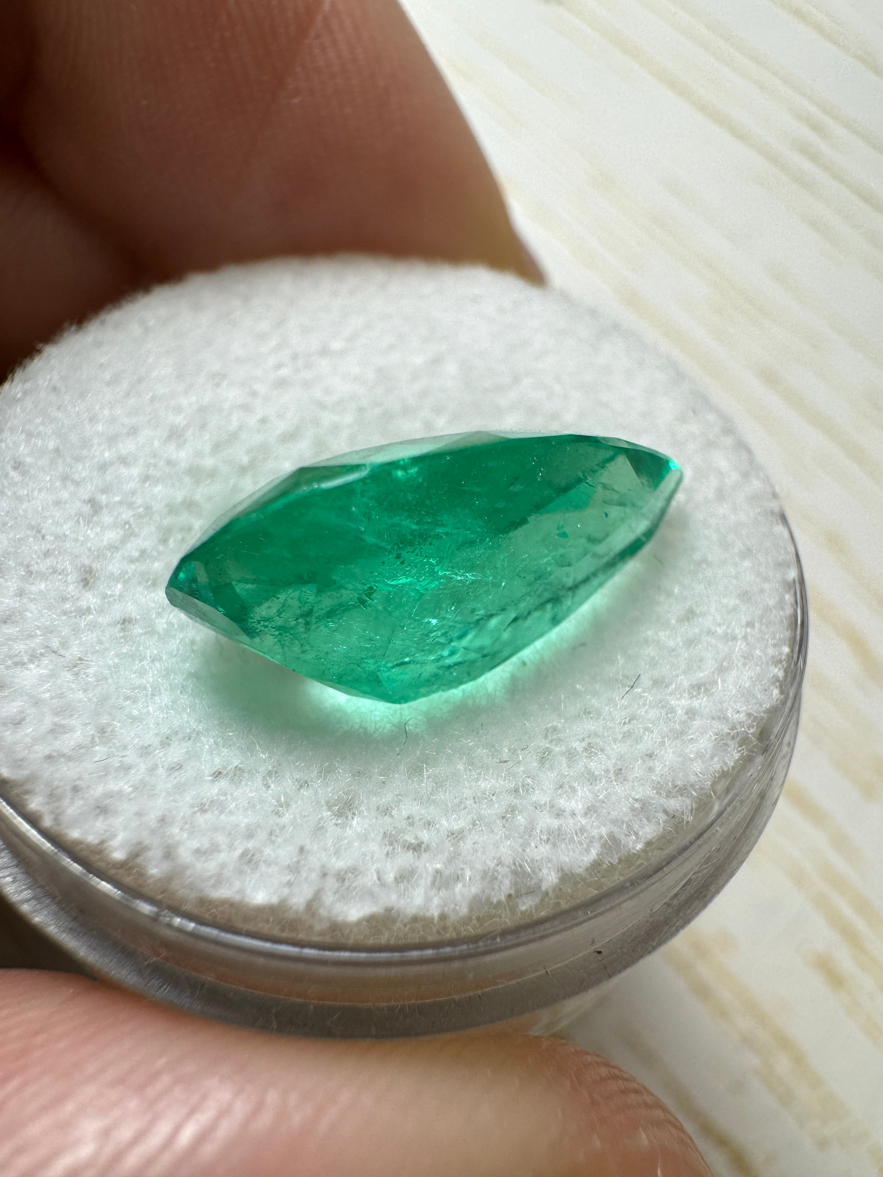 5.27 Carat 16x10mm Medium Green Natural Loose Colombian Emerald Pear Cut Gemstone for Jewelry Making, Engagement Rings & Luxury Gifts