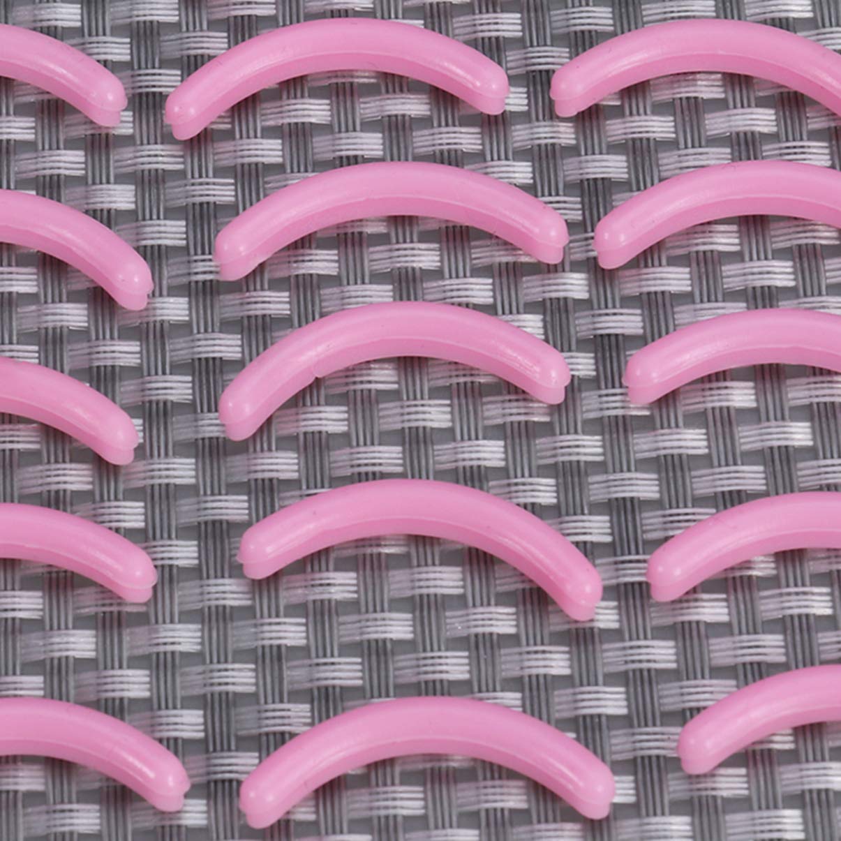 16pcs Lash Curler Refill Pads - Eyelash Curler Replacement Rubber Cushions - Universal Silicone Refills for All Lash Curlers - Perfect for Home, Salon & Travel Makeup Kits