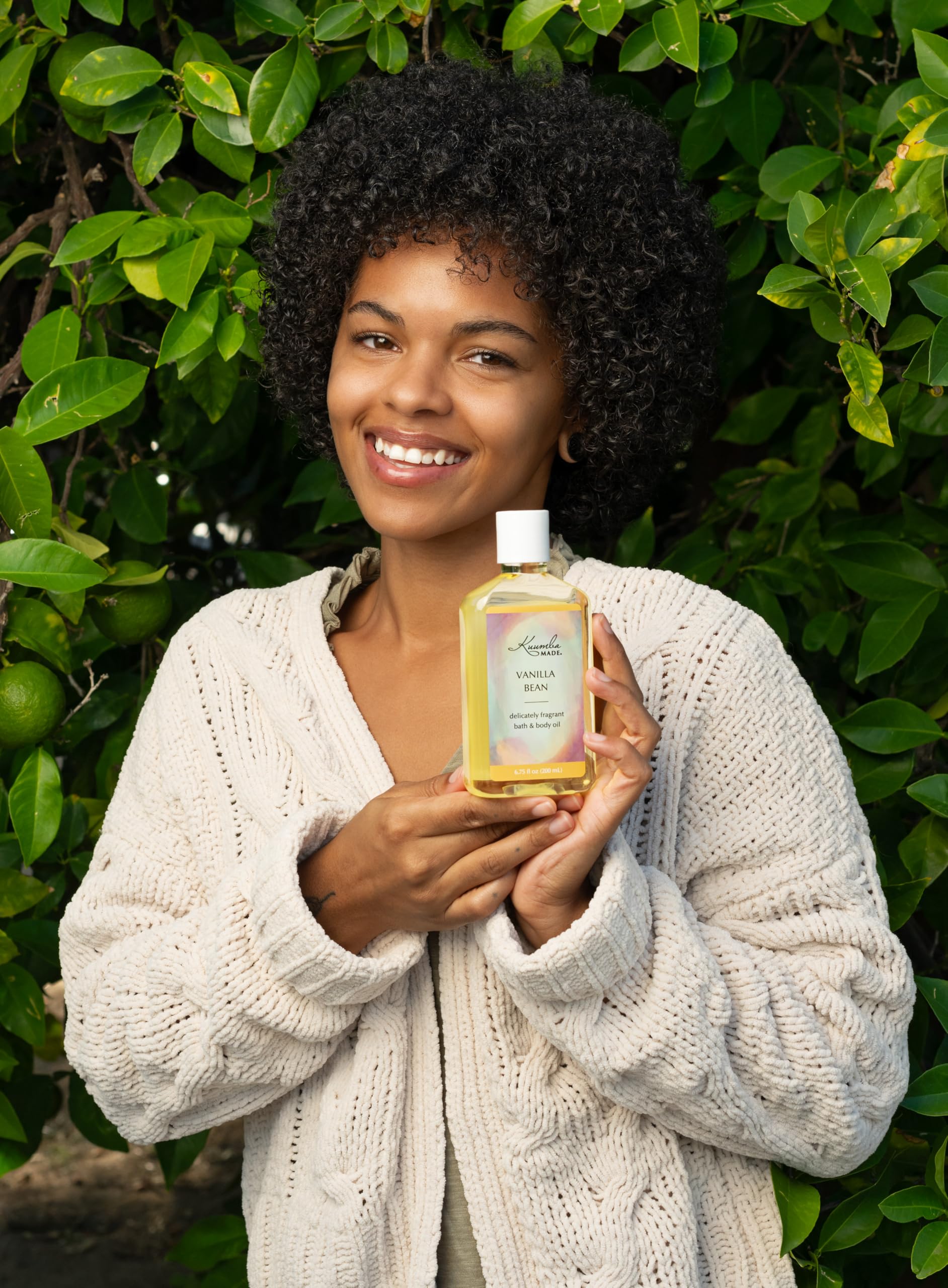 Kuumba Made Vanilla Bean Bath and Body Oil 6.75 fl oz (200ml) - Moisturizing & Fragrant Body Oil for Dry Skin - Perfect for Relaxing Baths, Massage & Aromatherapy