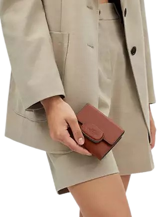 Coach Eliza Small Leather Wallet with Covered Closure - Perfect for Everyday Use, Travel & Gifts