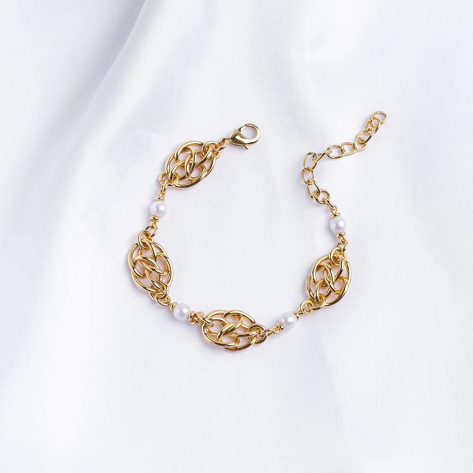 14K Gold Plated Pearl Bracelet for Women - Elegant Chain Link Pearl Bracelet, Dainty Gold Pearl Jewelry Gift for Her - Perfect for Weddings, Parties & Everyday Wear