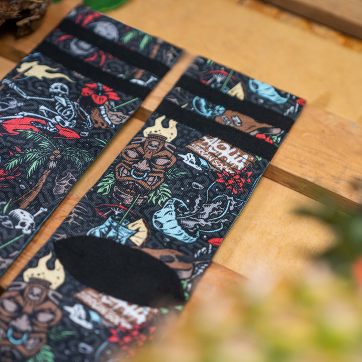 American Socks Signature Aloha Mid High Crew Socks - Comfortable Cotton Blend for Men & Women - Perfect for Casual Wear, Beach Outings and Hawaiian Themed Parties