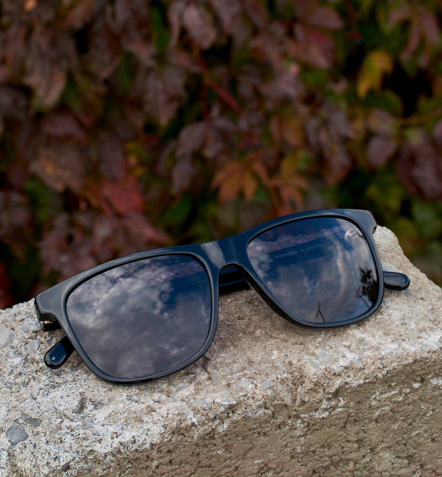 Premium Polarized River Sunglasses for Men & Women - UV Protection, Lightweight & Stylish for Fishing, Boating & Outdoor Adventures