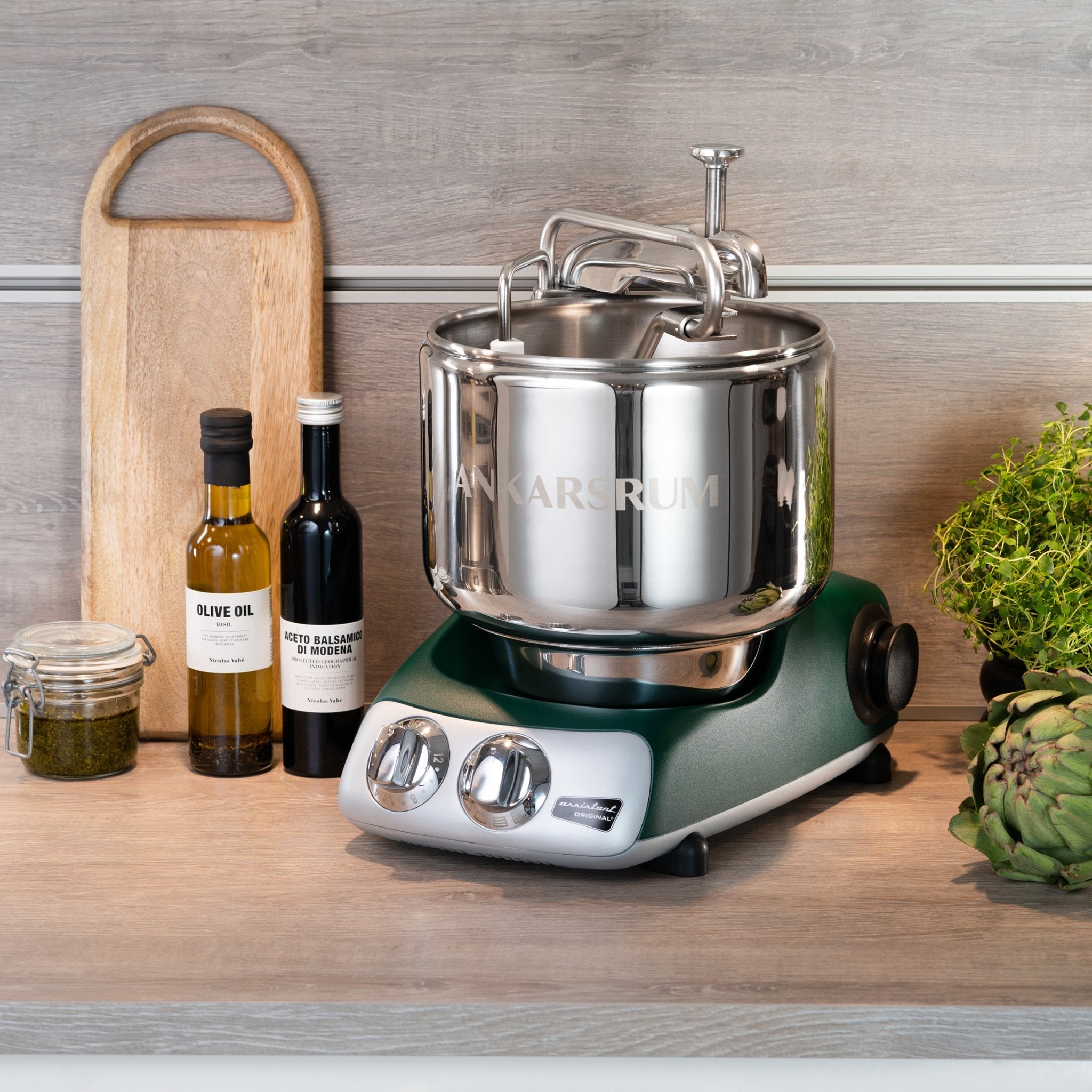 Ankarsrum AKM6230 Stand Mixer - 7QT Powerful Kitchen Mixer with Dough Hook, Whisk & Beater, Forest Green | Perfect for Baking Bread, Cakes, Cookies & More | Commercial-Grade for Home Bakers & Professional Chefs