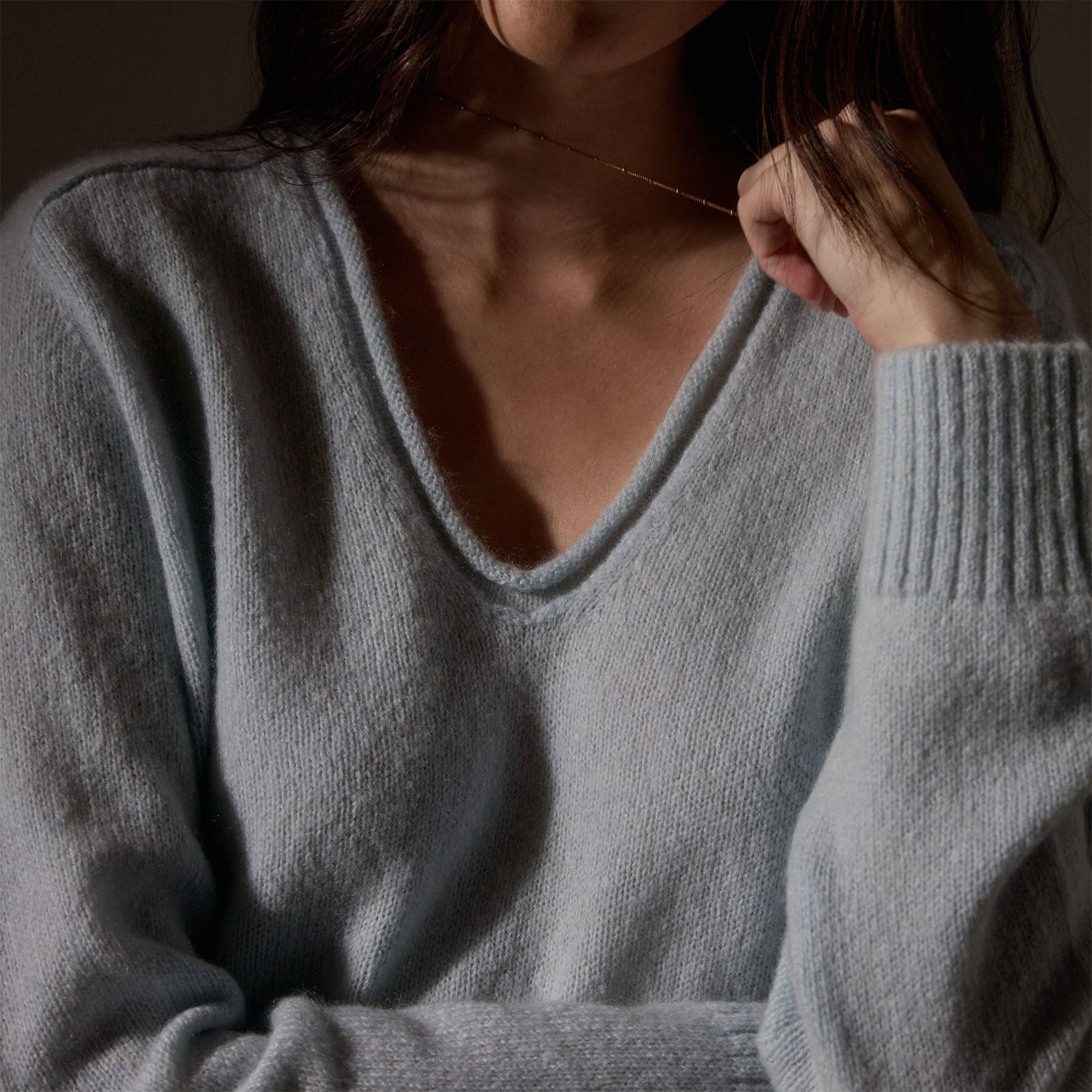 Luxury Cashmere V-Neck Sweater for Women - Soft & Cozy Pale Blue Pullover | Perfect for Winter, Office & Casual Outfits