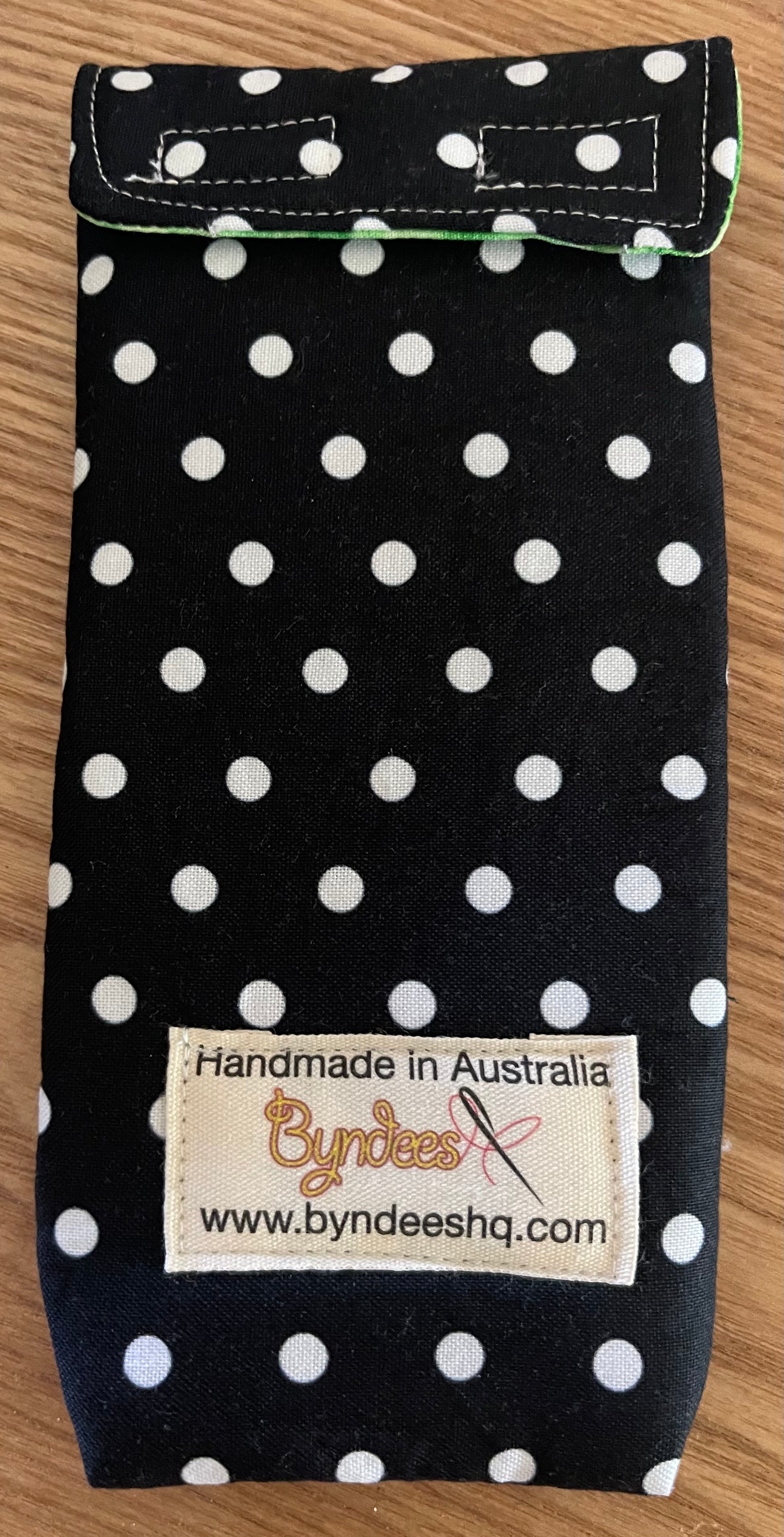 Premium Black & White Glasses Case - Durable Hard Shell Eyewear Holder for Sunglasses & Reading Glasses - Perfect for Travel, Work & Everyday Use