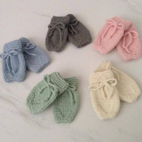 Baby Mittens for Newborns - Soft & Breathable Infant Hand Covers to Prevent Scratching - Perfect for Sleeping, Travel & Cold Weather Protection