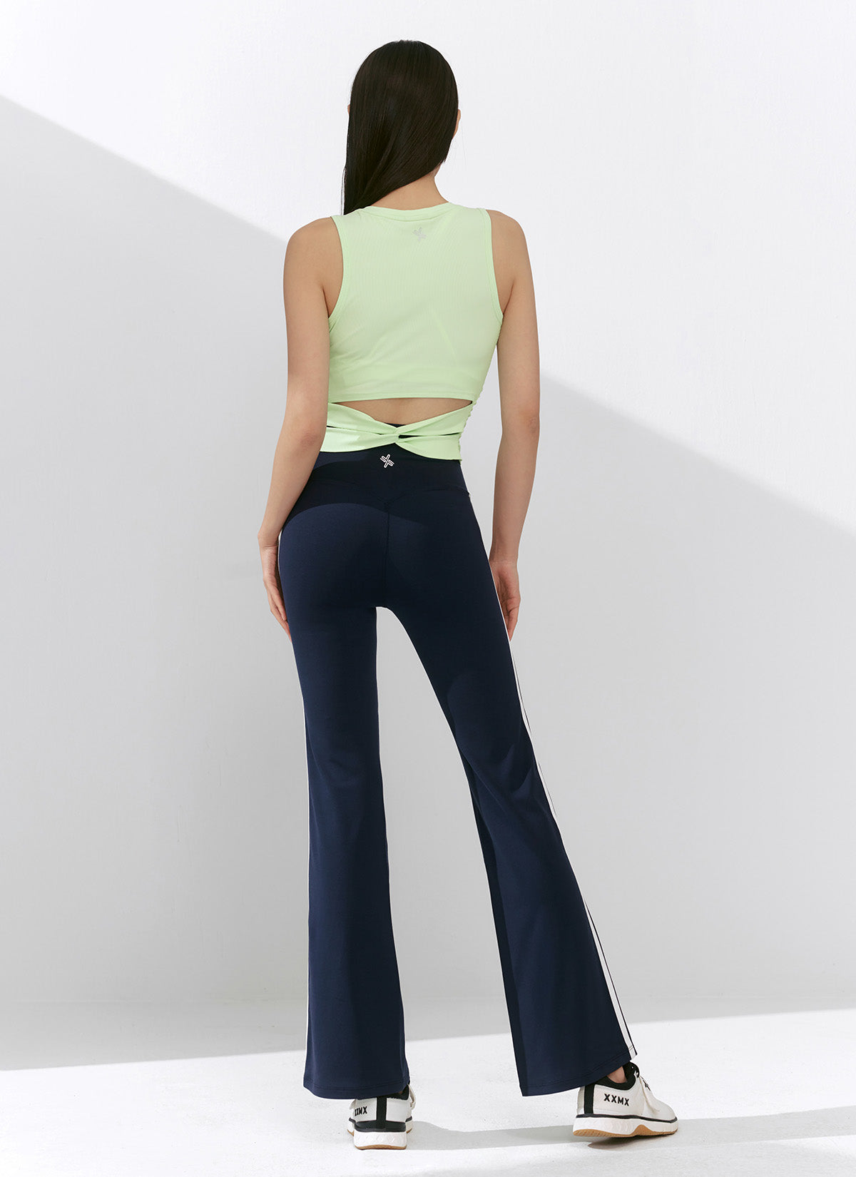 Ribbed Back Twist Sleeveless Top - Women's Fashion Stretch Knit Camisole for Casual Wear, Layering & Summer Outfits