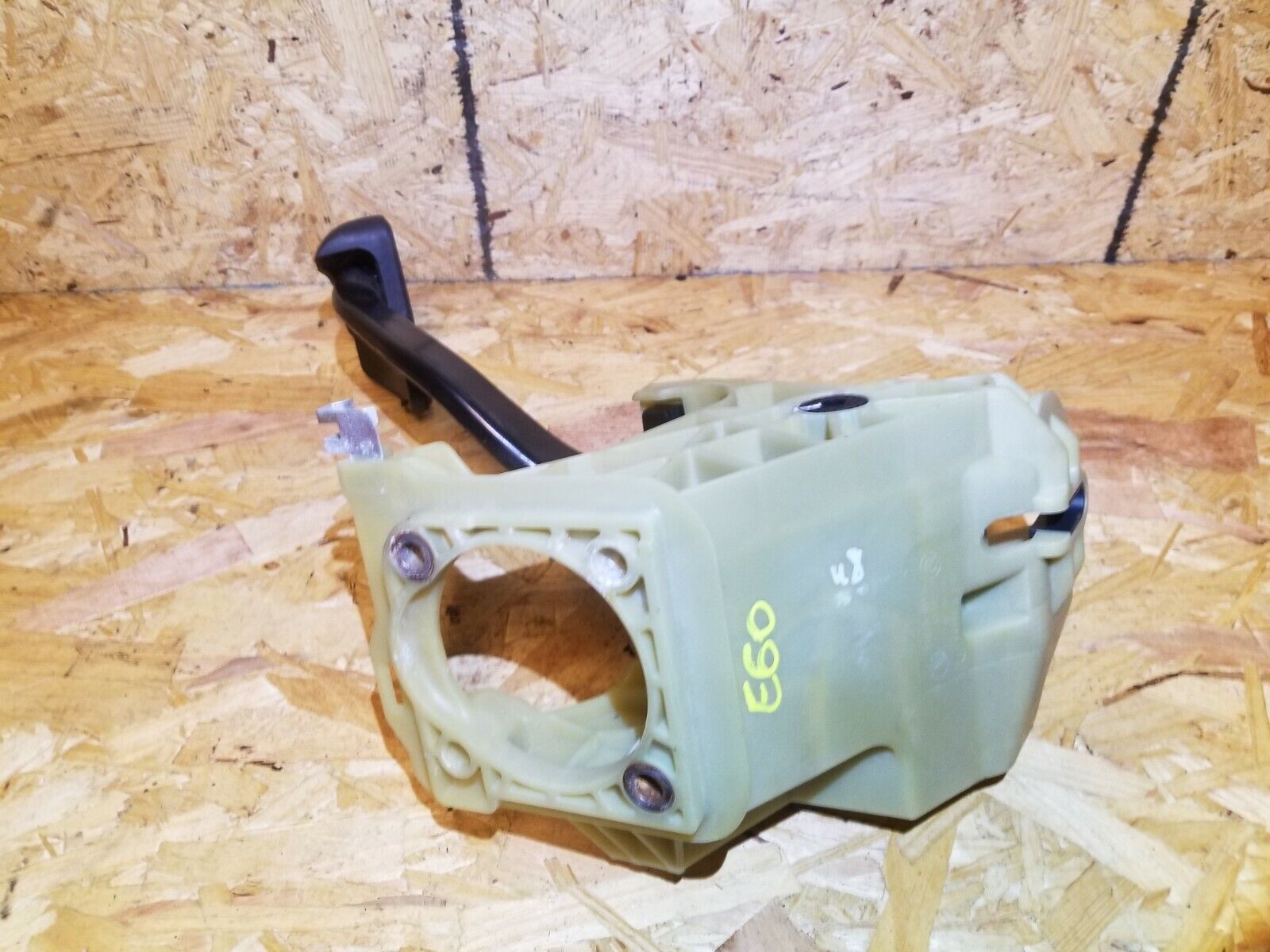 2004-2007 BMW 530xi E60 Genuine OEM Brake Pedal - Perfect Fit Replacement for Smooth Driving & Performance