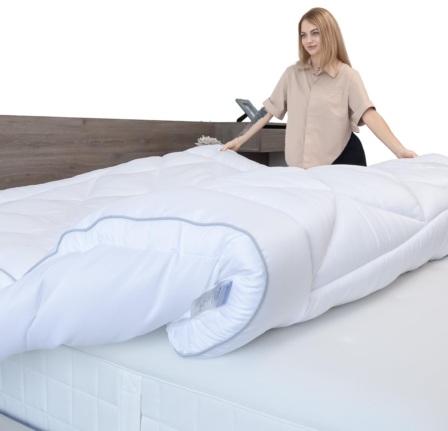 Acrali Home Fitted Mattress Topper - Double Size (137x190cm) - 40cm Deep Pocket, Quilted & Breathable - Non-Slip Design for Sofa Beds & Campervans - Perfect for Guest Beds, Dorm Rooms & RV Camping