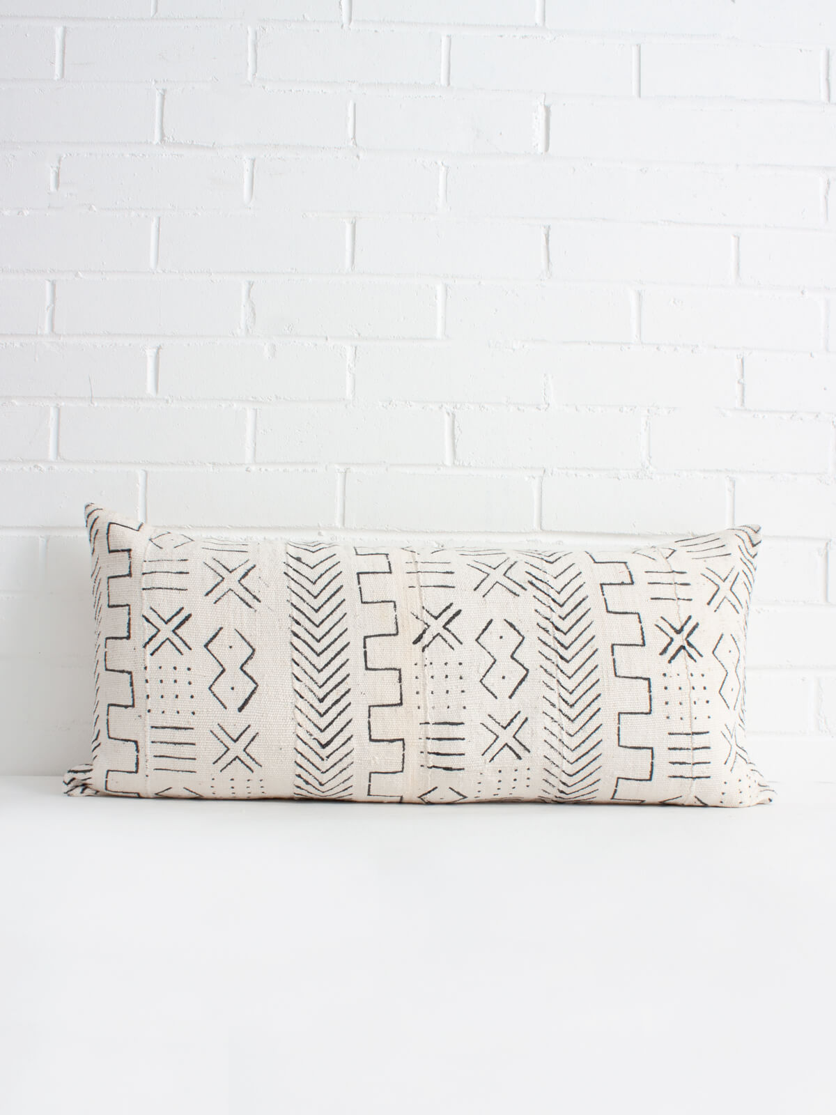 Handmade White Mudcloth Pillow Covers - Boho Chic Decorative Throw Pillows for Sofa, Bed & Home Decor - Perfect for Living Room, Bedroom & Bohemian Style Interiors