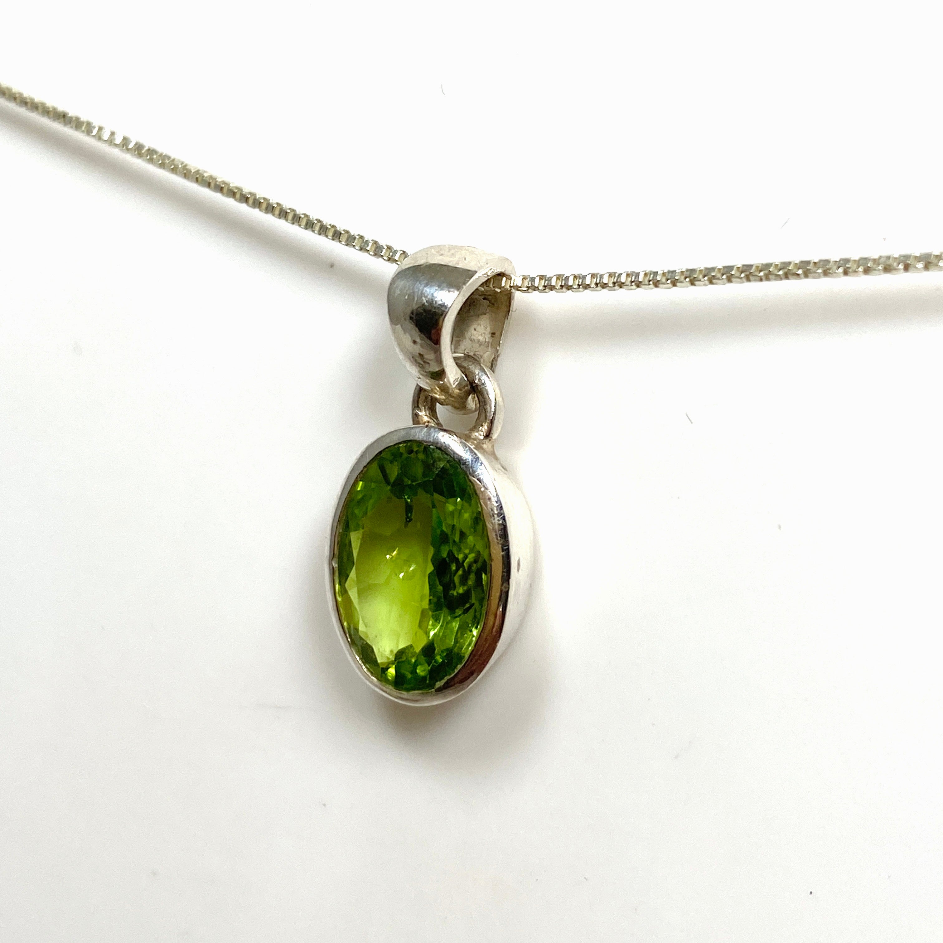 Natural Peridot Oval Faceted Pendant Necklace - 925 Sterling Silver Jewelry for Women - Elegant Birthstone Gift for August | Perfect for Weddings, Parties & Everyday Wear