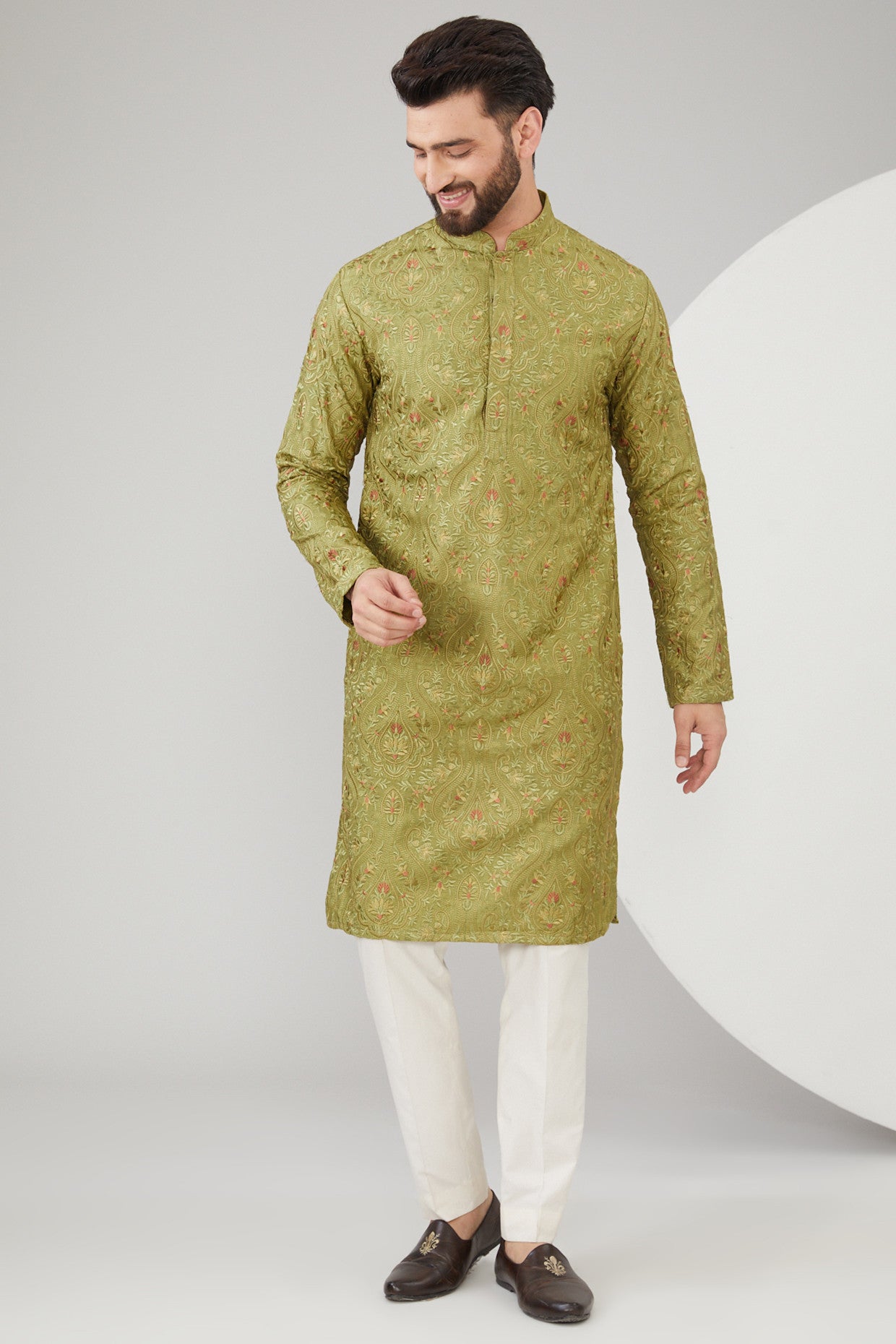 Exquisite Green Silk Kashmiri Embroidered Kurta for Women | Traditional Indian Mehendi Dress | Perfect for Weddings, Festivals & Special Occasions