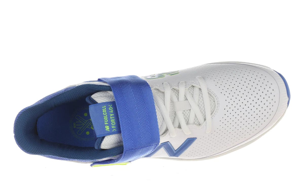 New Balance CK4040 V5 Cricket Spike Shoes for Men & Women - Lightweight Performance Cleats for Cricket Matches 2023 - Perfect for Professional Players & Training Sessions