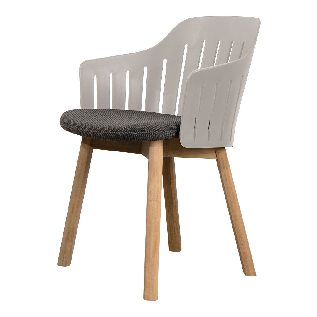 Premium Outdoor Chair with Comfortable Seat Cushion & Durable Wood Base - Perfect for Patio, Garden, Poolside & Backyard Relaxation