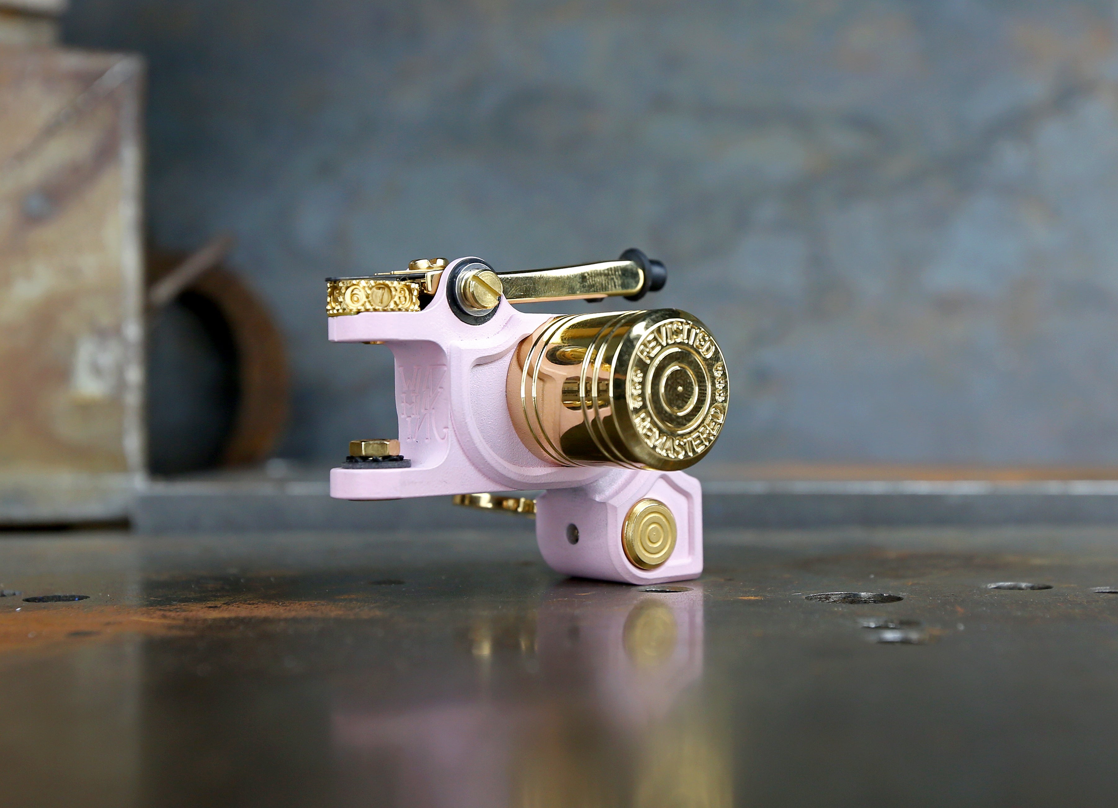 Limited Edition Dan Kubin Pink & Gold V3R Sidewinder - Premium Collectible Knife for Outdoor Enthusiasts & EDC Lovers | Perfect for Camping, Hiking & Everyday Carry