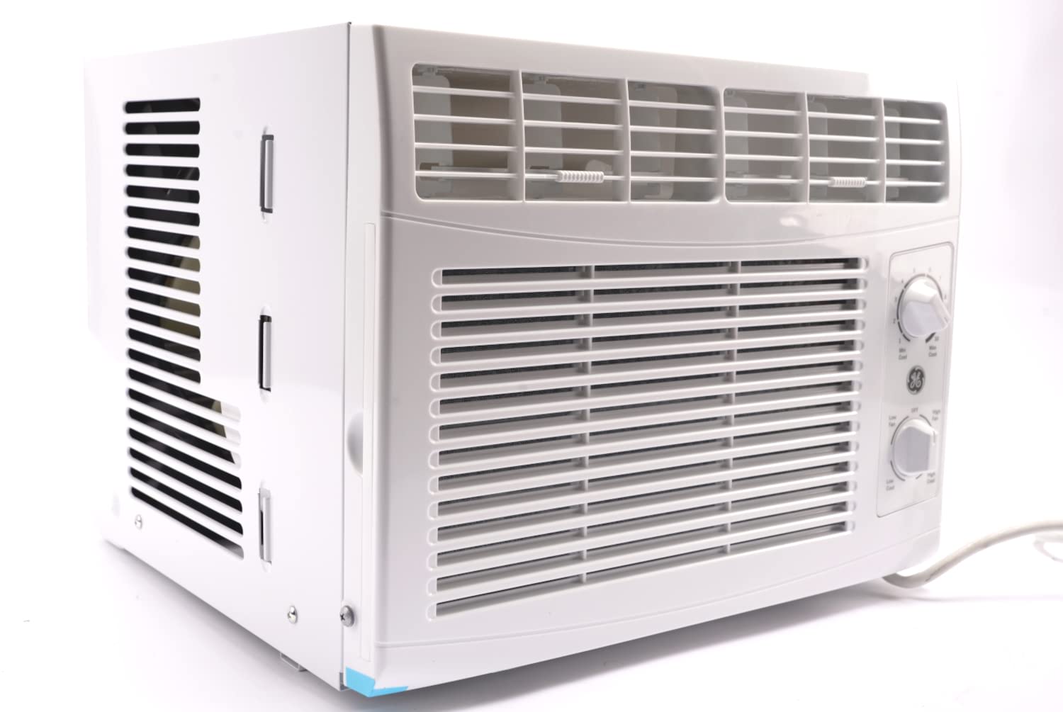 GE AHV05LZ 5050 BTU White Window Air Conditioner - 115V Open Box - Perfect for Small Rooms, Bedrooms & Apartments