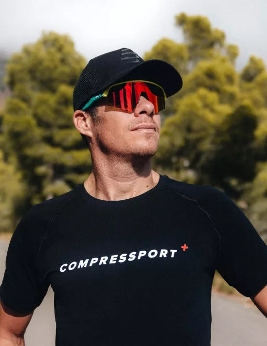 Compressport Unisex Trucker Cap - Black/Black Reflective | Lightweight Running Hat for Men & Women | Perfect for Jogging, Cycling & Outdoor Sports