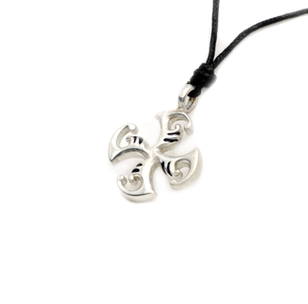Stylish Maori Silver Pewter Charm Necklace - Handcrafted Pendant Jewelry for Women - Perfect for Cultural Events, Gifts & Everyday Wear