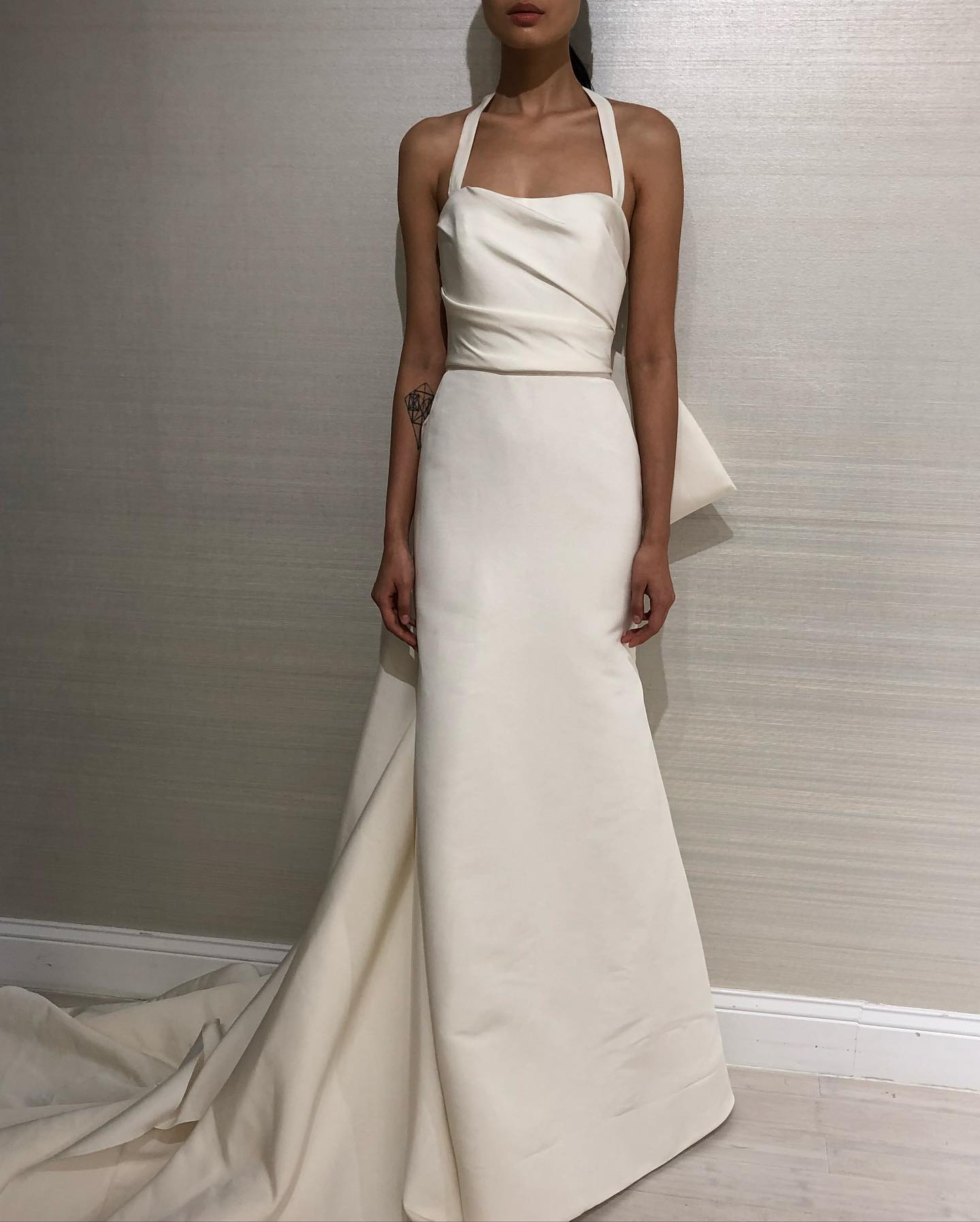 Allison Webb Kingsland 4803 Sample Gown - Elegant Wedding Dress for Bridesmaids & Formal Events - Perfect for Church Ceremonies, Prom & Special Occasions