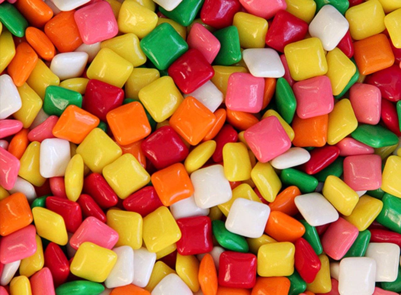 Original Assorted Flavors Chiclets Chewing Gum - 1 Pound (Approx 380 Pieces) - Bulk Bubble Gum for Candy Machines, Party Favors & Christmas Treats - Perfect for Bubble Blowing, Office Snacks & Gift Baskets