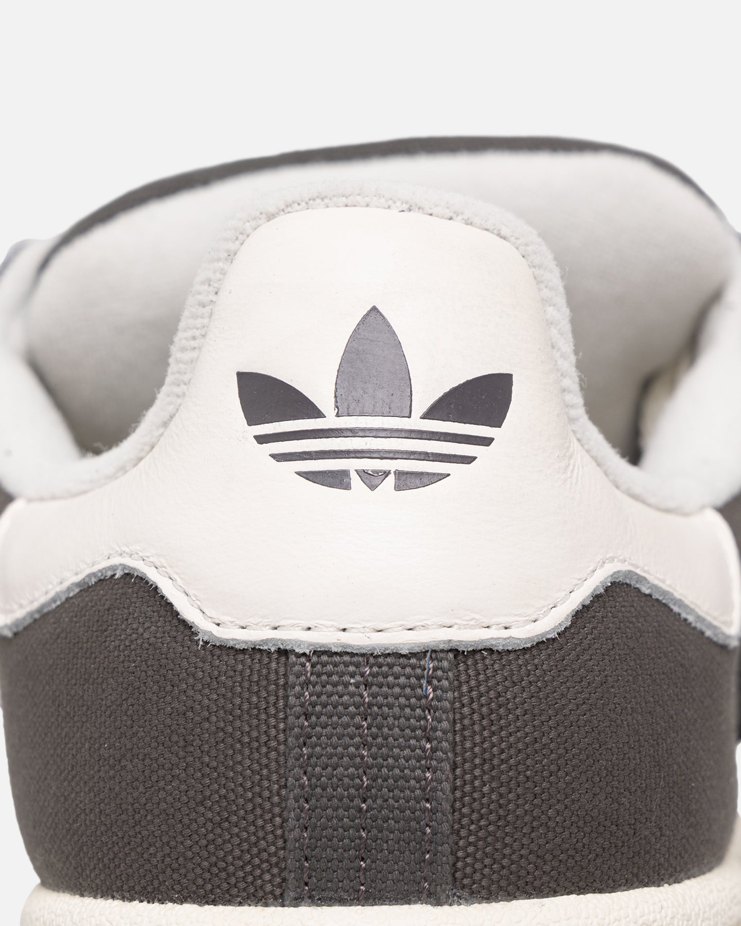 Adidas Campus 00s Sneakers - Charcoal Grey Men's Casual Shoes | Retro Streetwear Fashion for Daily Wear & Urban Lifestyle
