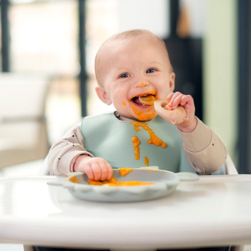 Maxi Cosi Moa 8-in-1 Convertible High Chair for Babies & Toddlers - Adjustable Height, Reclining Seat, Easy Clean - Perfect for Dining, Feeding & Playtime at Home