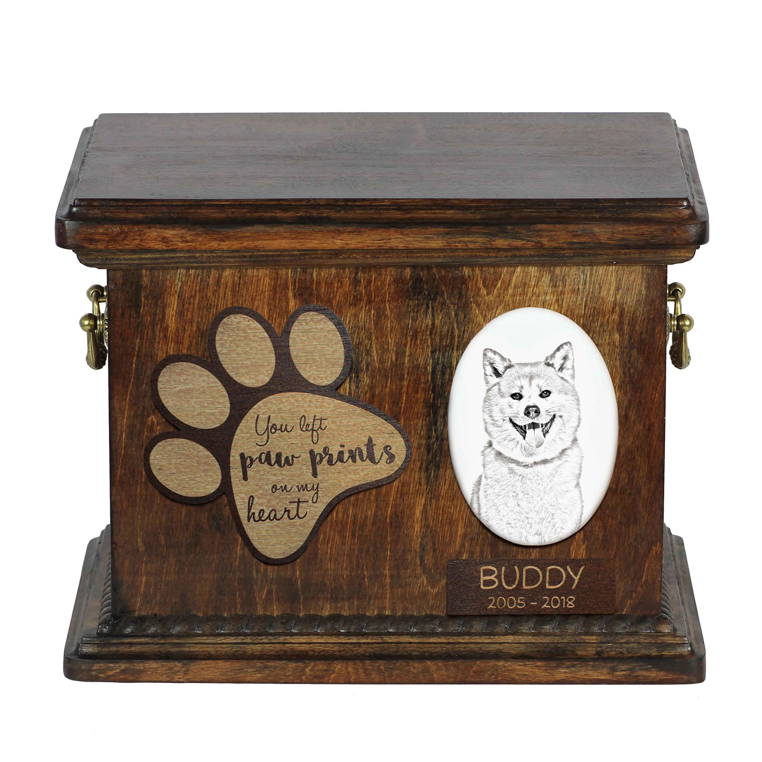Ceramic Pet Urn for Dog Ashes - Akita Inu Memorial Keepsake with Engraved Plate | Perfect for Home Memorial, Pet Loss Remembrance & Rainbow Bridge Tributes