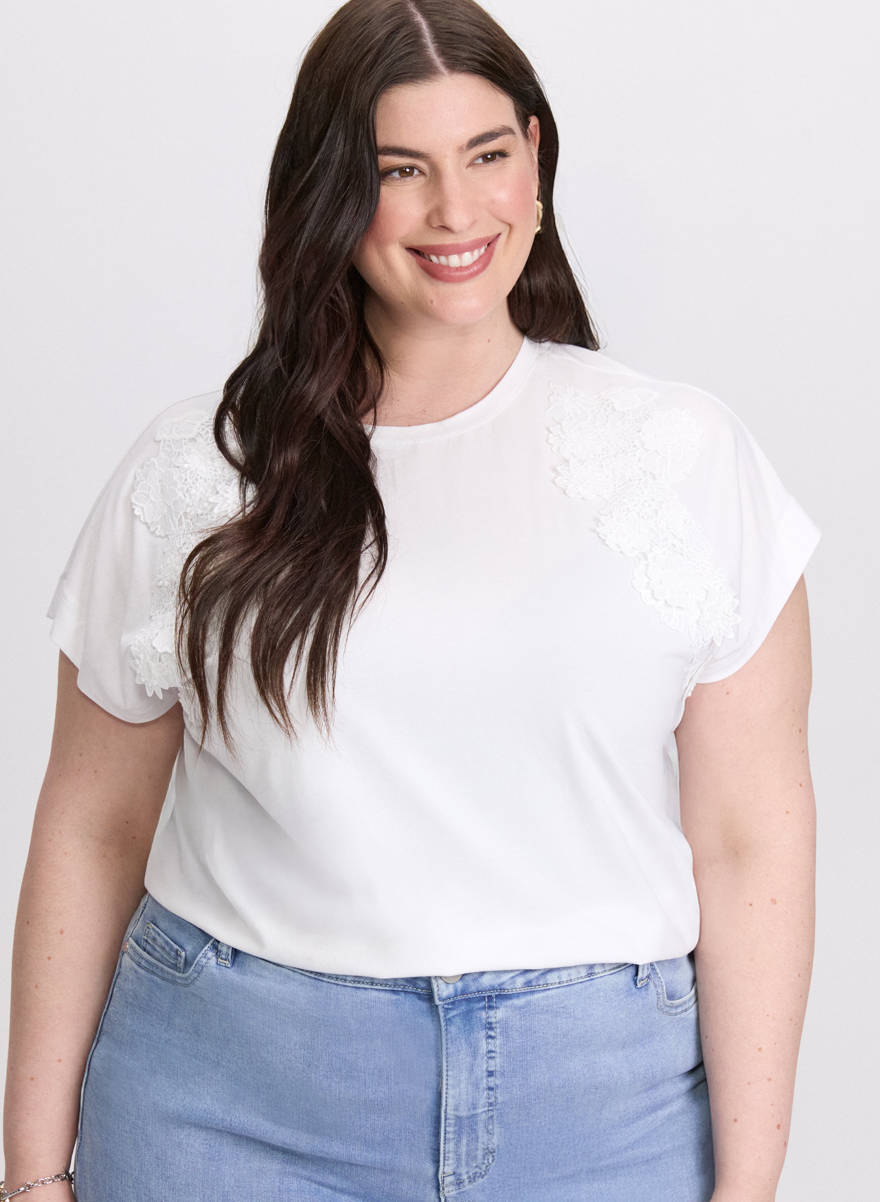 Floral Appliqué Women's T-Shirt - Soft Cotton Casual Tee for Spring & Summer Outfits | Perfect for Daily Wear, Dates, and Weekend Brunch