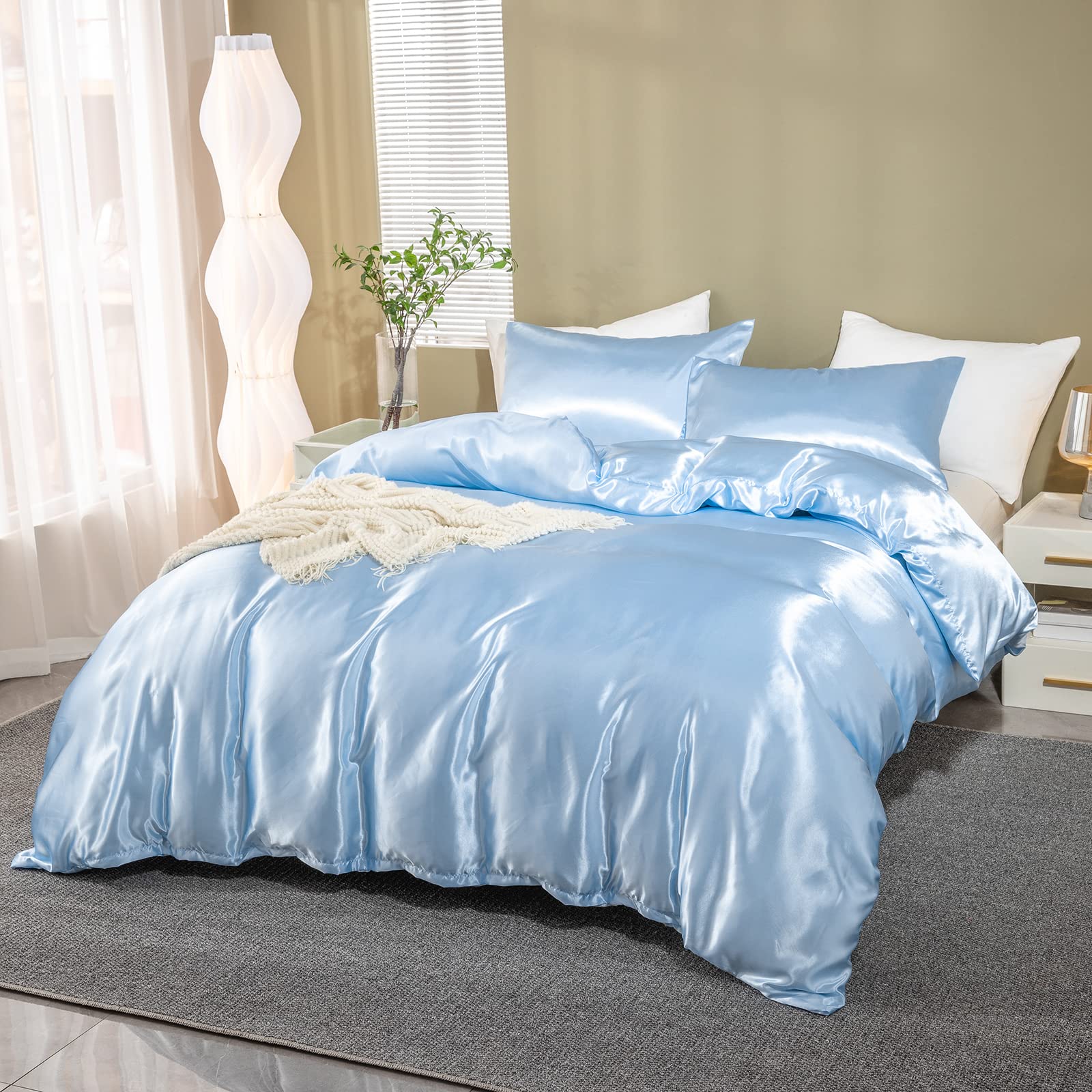 Luxury Satin Duvet Cover Queen Size - Silky Soft Blue Bedding Set with Zipper Closure - 3 Piece Comforter Cover Set (Queen, Blue) for Master Bedroom, Guest Room & Hotel Decor