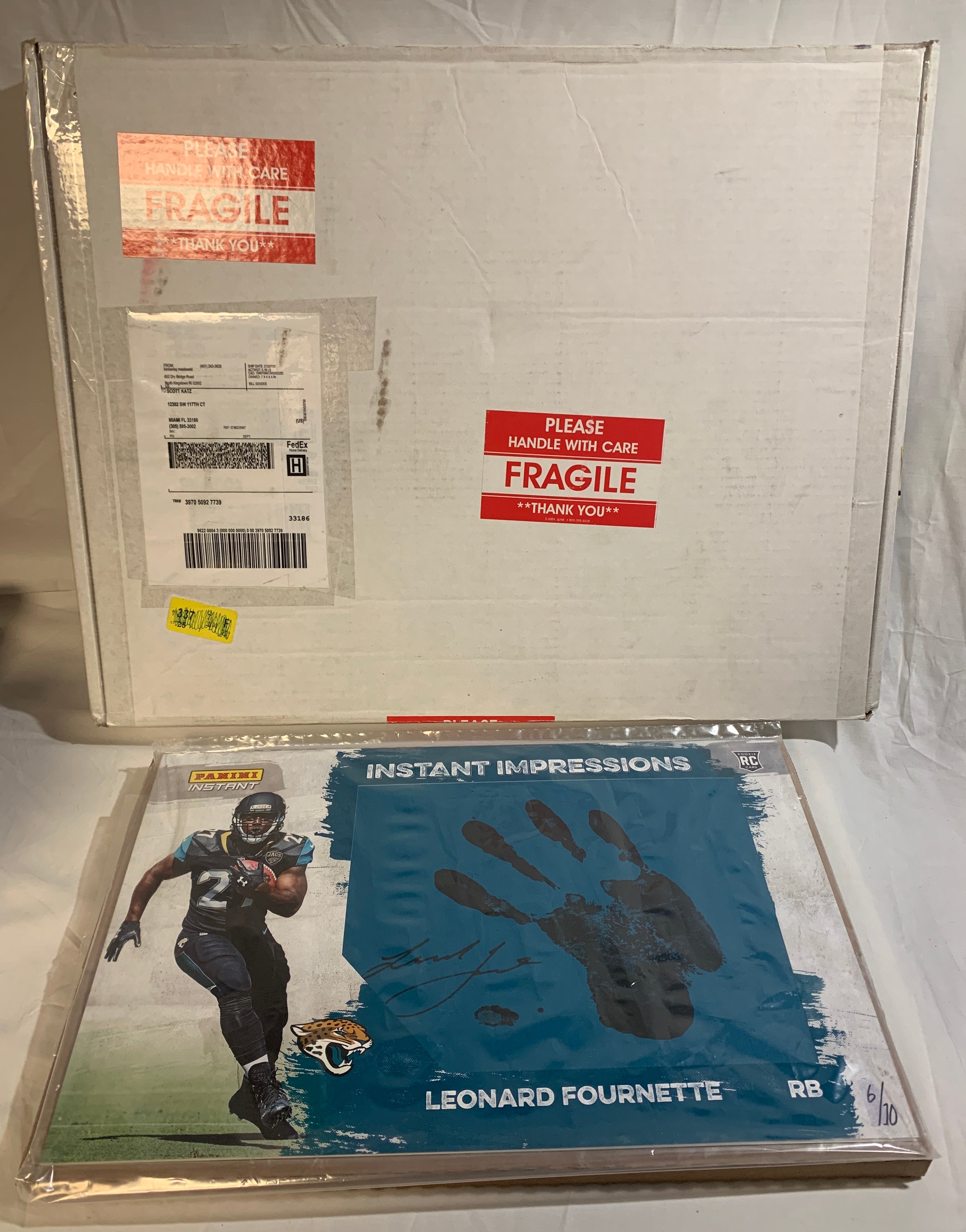 Leonard Fournette Autographed 6/10 Rookie Card - Panini Instant Impressions Super Bowl Champion Collectible - Perfect for NFL Memorabilia Collections & Sports Fan Gifts