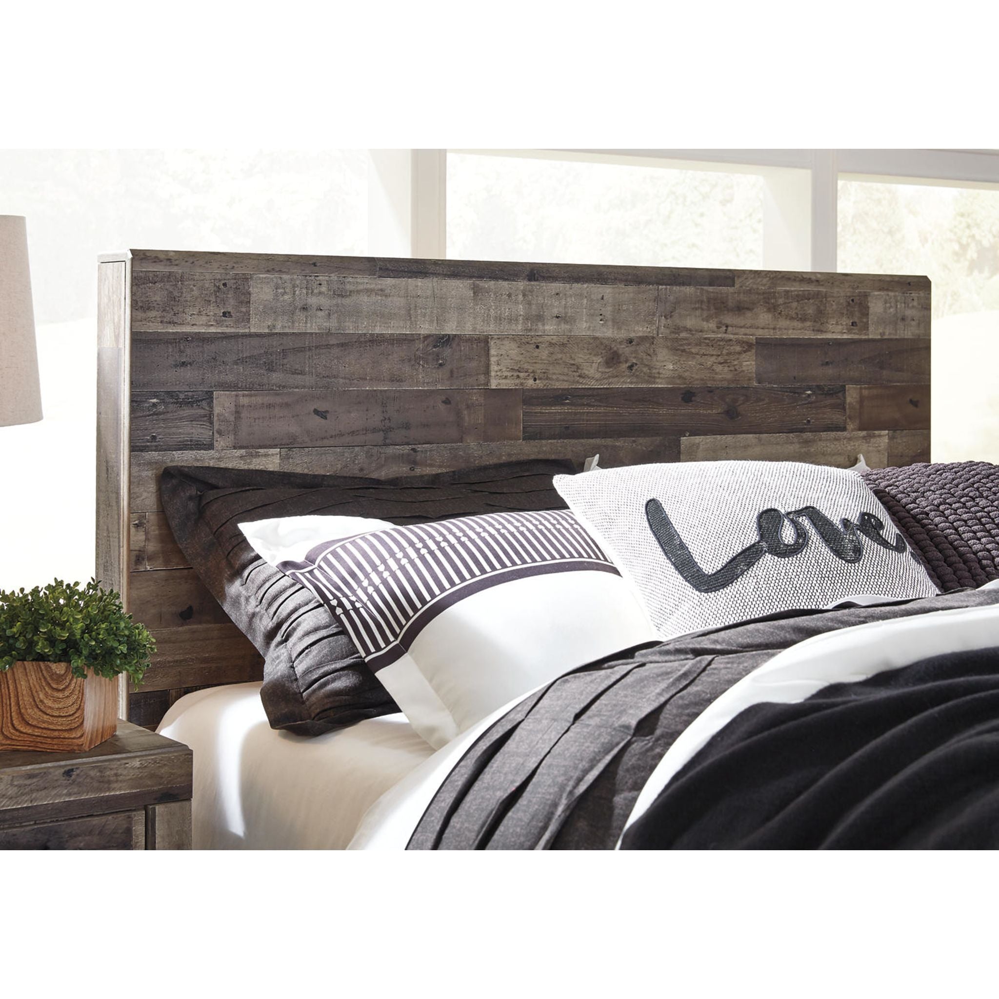 Derekson 5-Piece Queen Size Bedroom Furniture Set with Storage - Modern Multi-Gray Finish | Perfect for Small Spaces & Guest Rooms